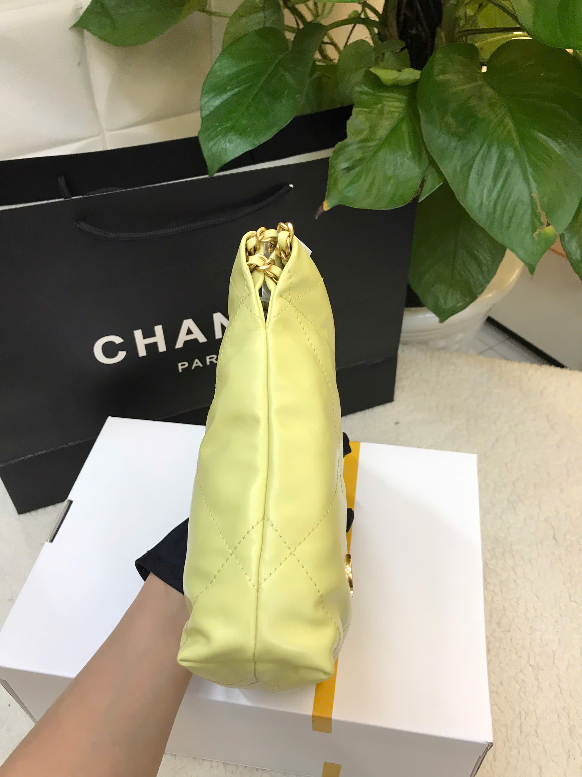 Túi Chanel Shiny Calfskin Gold Tone Metal %&&&%Light Yellow%&&&% Vip AS3980