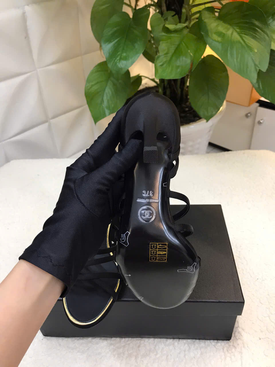 Giày Cao Gót Chanel Siêu Cấp Màu Đen Size 37