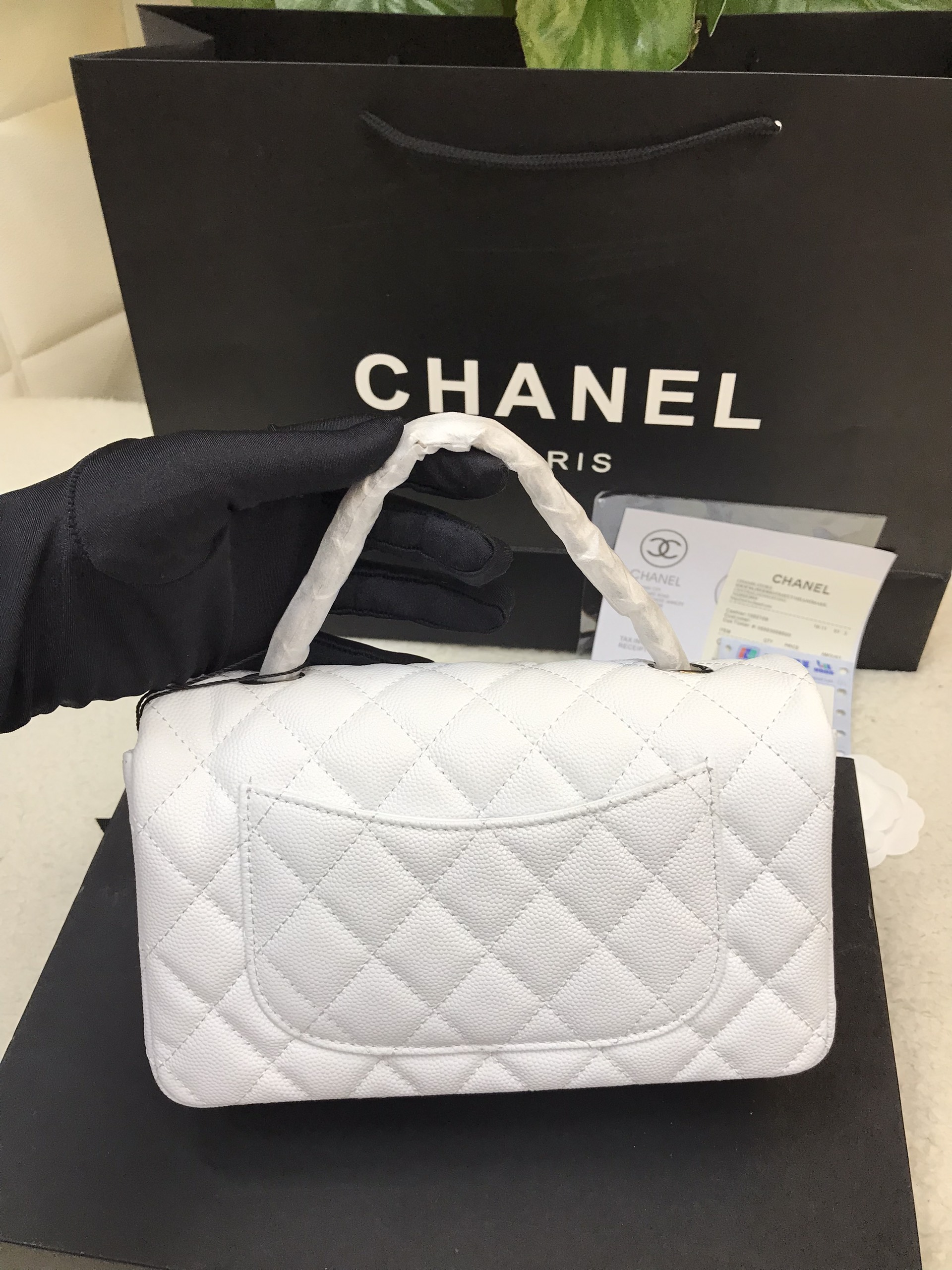 Túi Chanel 21B Mini Classic Flap Da Hạt Khóa Bạc Siêu Cấp Size 20cm