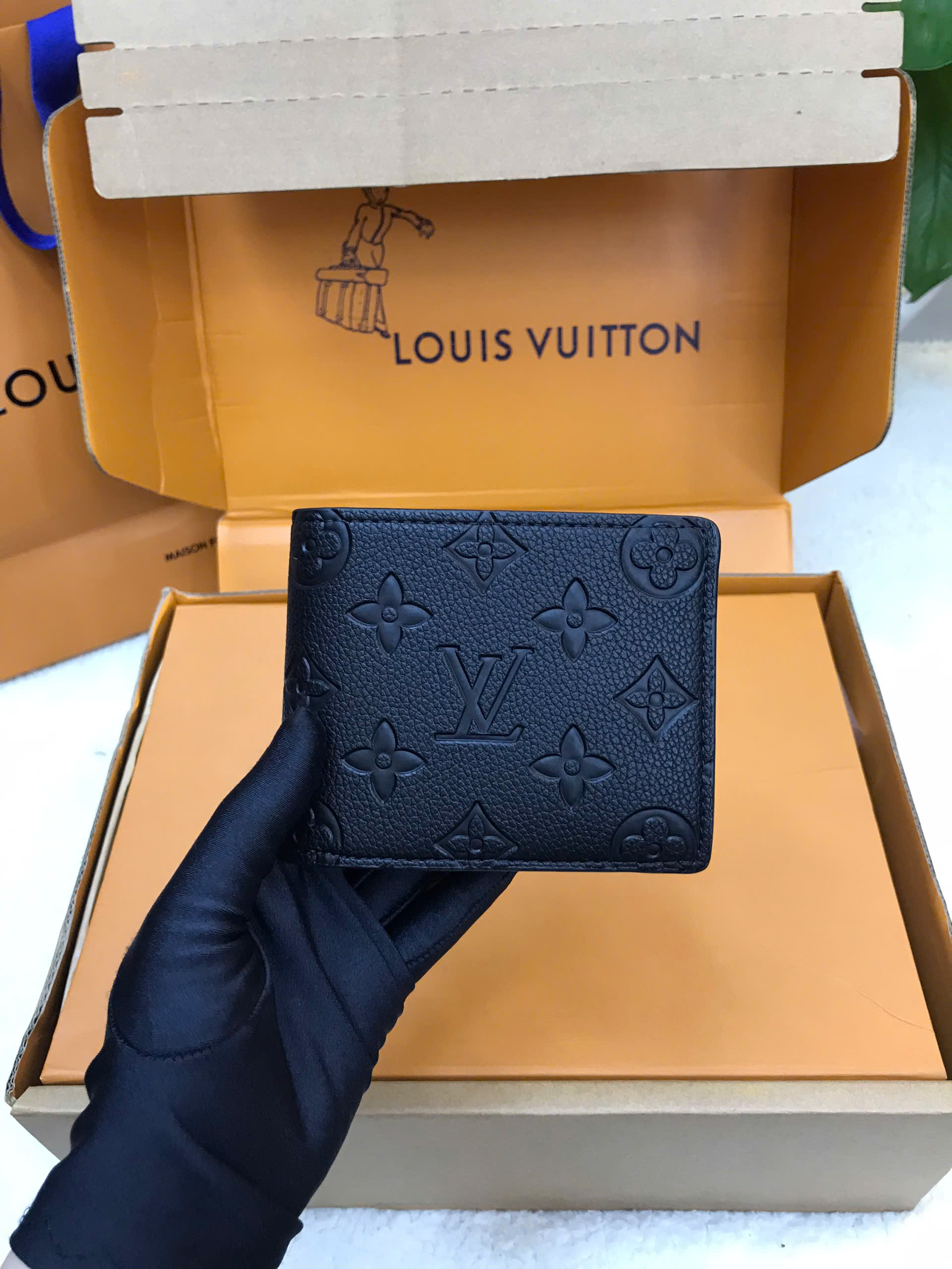 Ví LV Multiple Super Màu Đen Size 11.5cm M62901