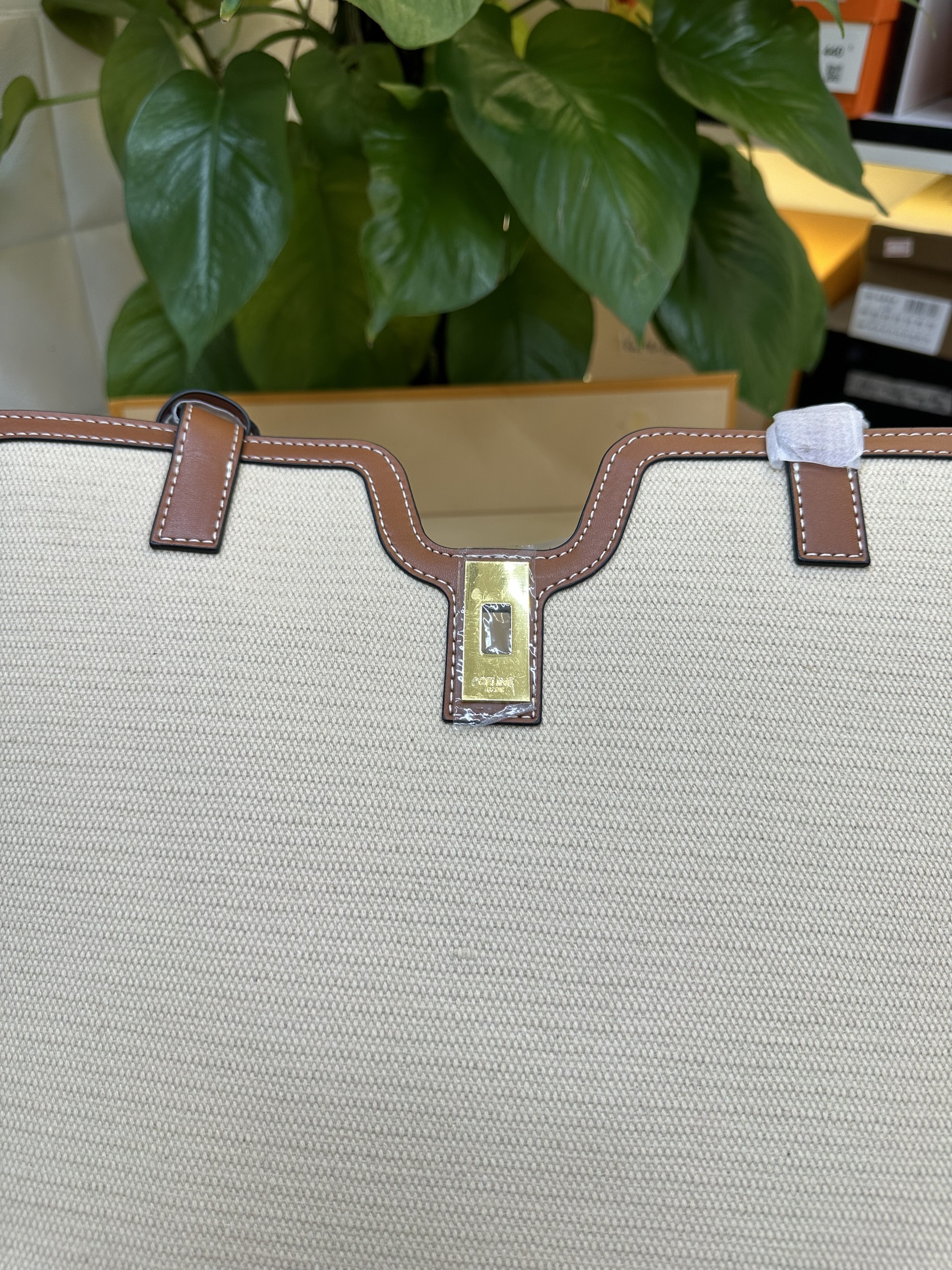 Túi Celine Cabas Tote Super Màu Trắng Phối Nâu Size 37cm