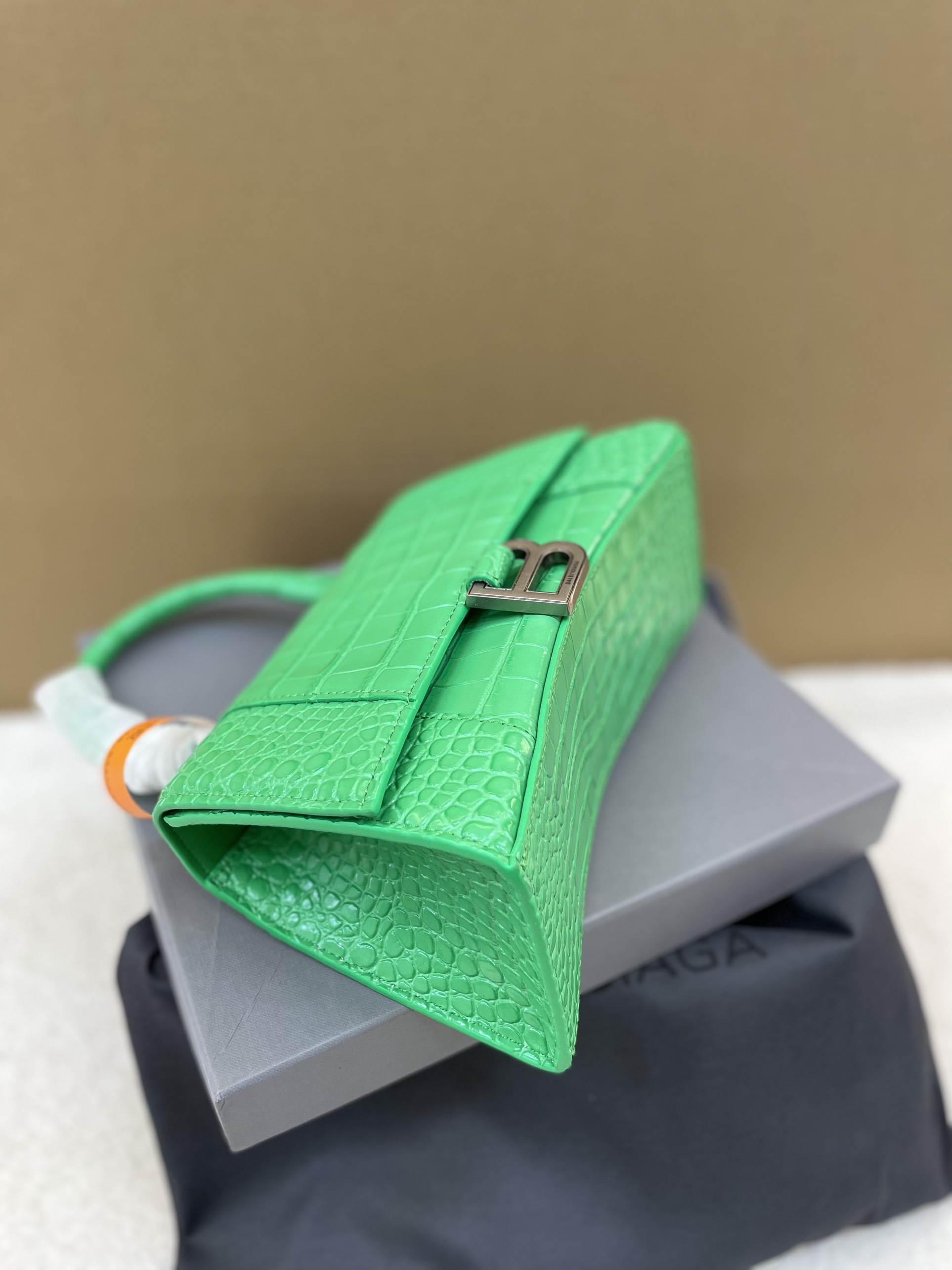 Túi Xách Balenciaga Hourglass Super Da Cá Sấu Size 25cm Màu Xanh