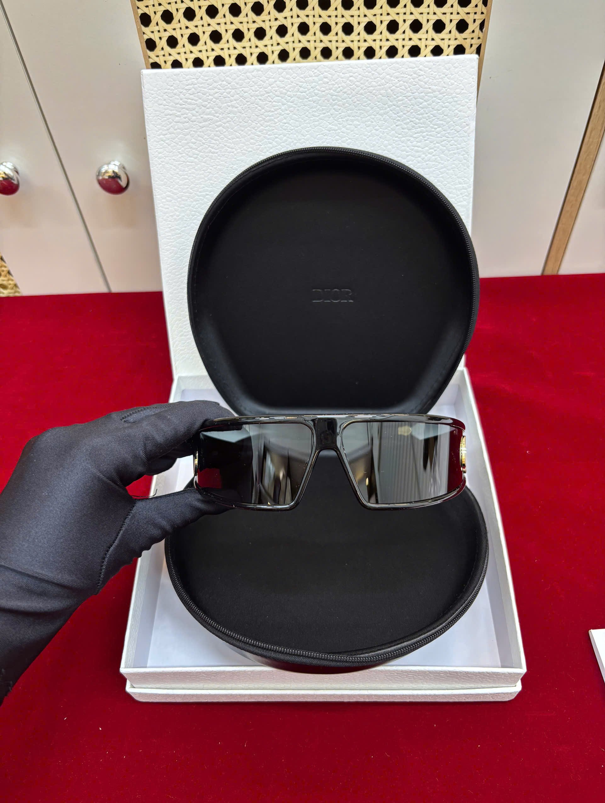Kính VeryDior M1U Black Mask Sunglasses Siêu Cấp