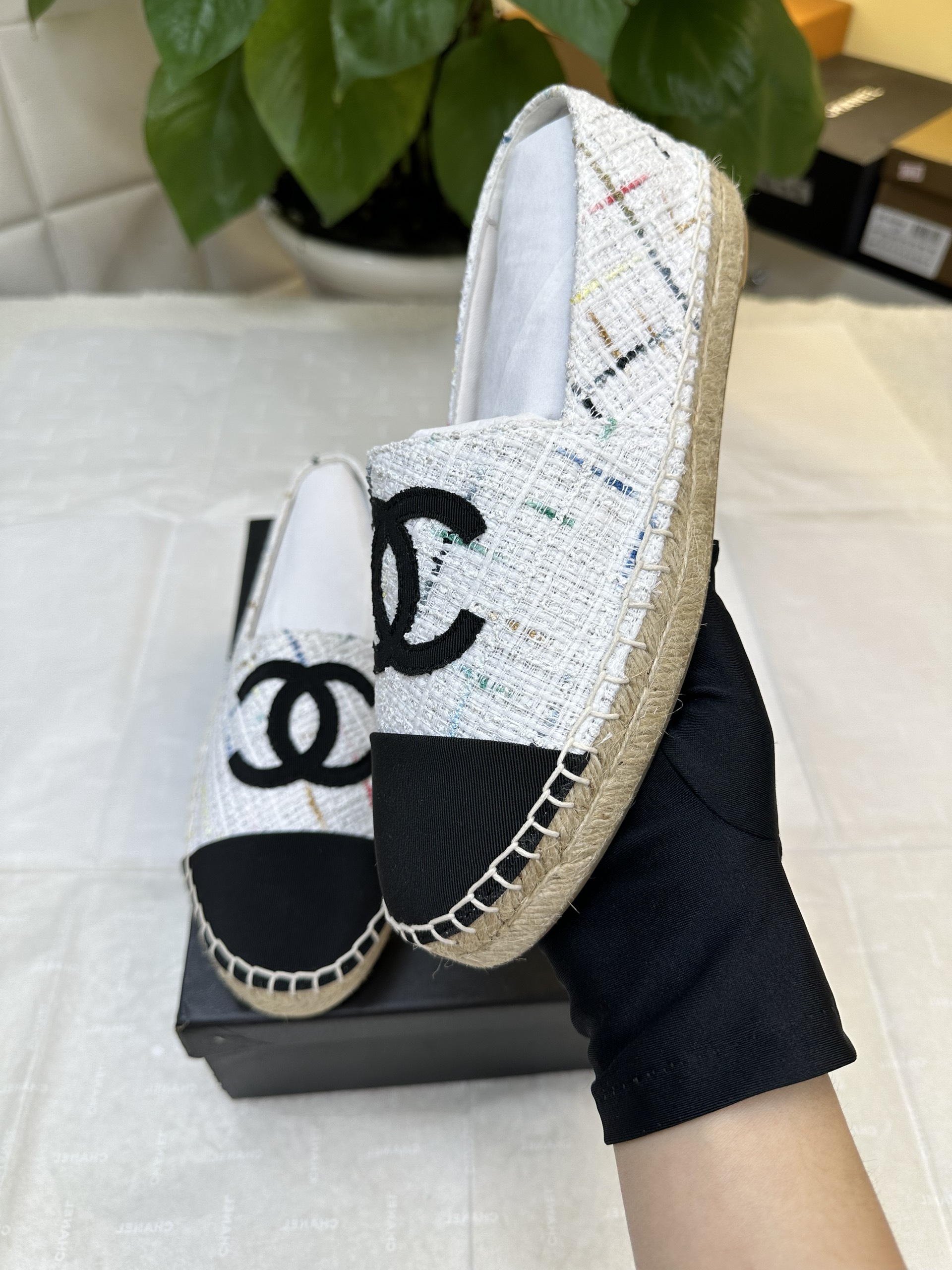 Giày Chanel Espadrilles Siêu Cấp Trắng/Đen Size 38