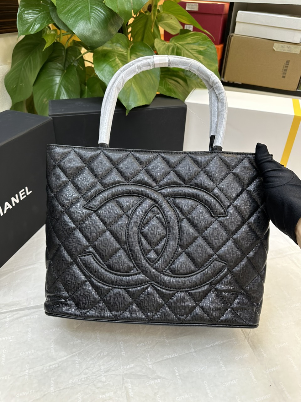 Túi Chanel Tote Super Màu Đen Da Hạt Size 30cm Chưa Kèm Box