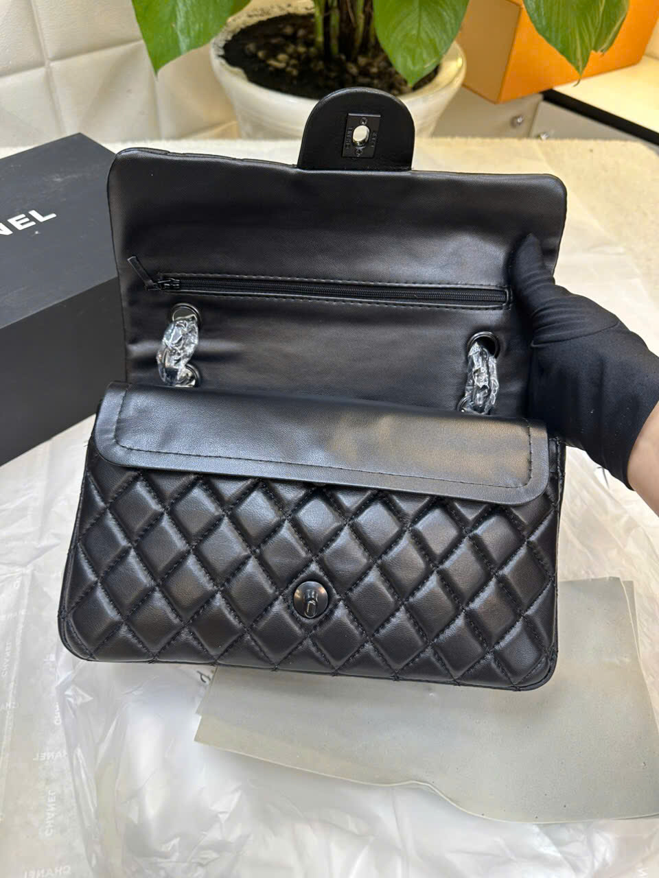 Túi Chanel Classic Flap Super Màu Đen Khóa Đen Size 25cm