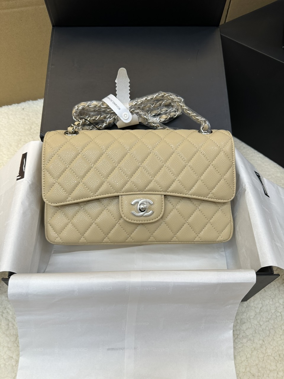 Túi Xách Chanel Classic Flap Trắng Kem Da Hạt Size 25cm