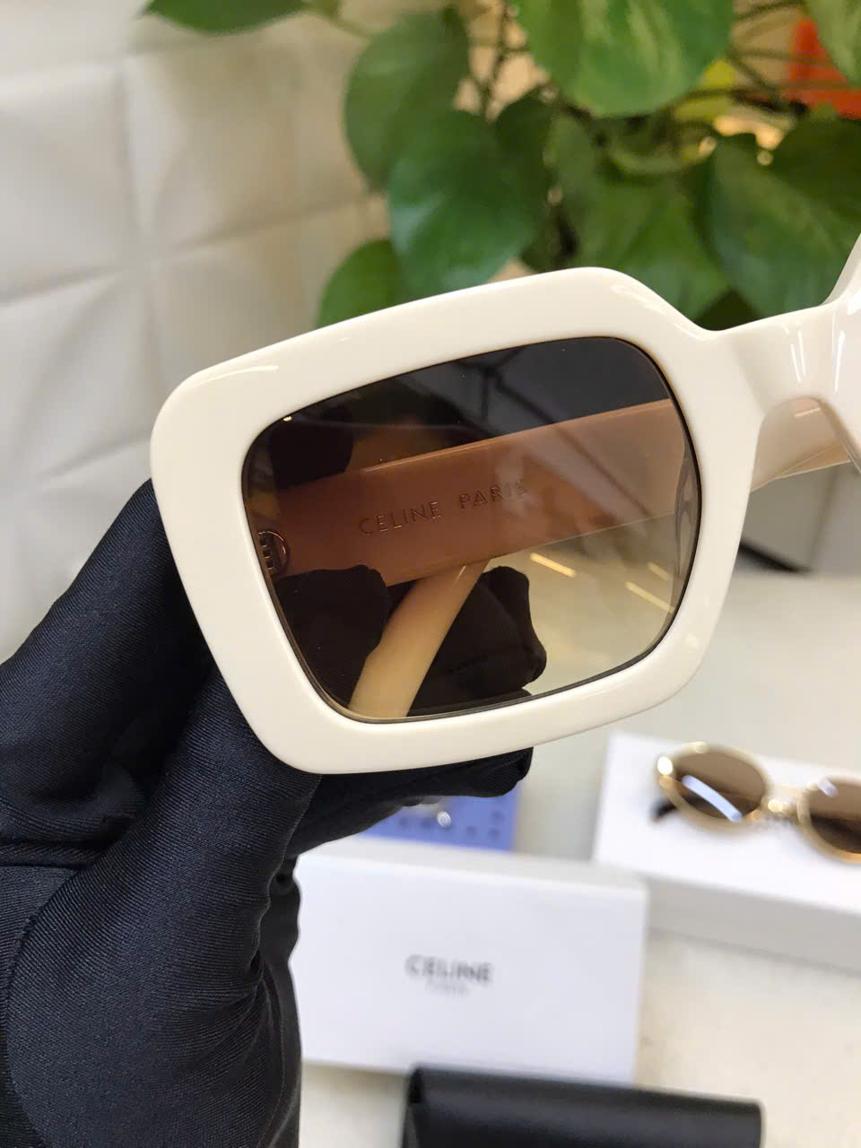 Kính Mát Celine Triomphe 13 Sunglasses In Acetate Ivory Siêu Cấp Màu Trắng