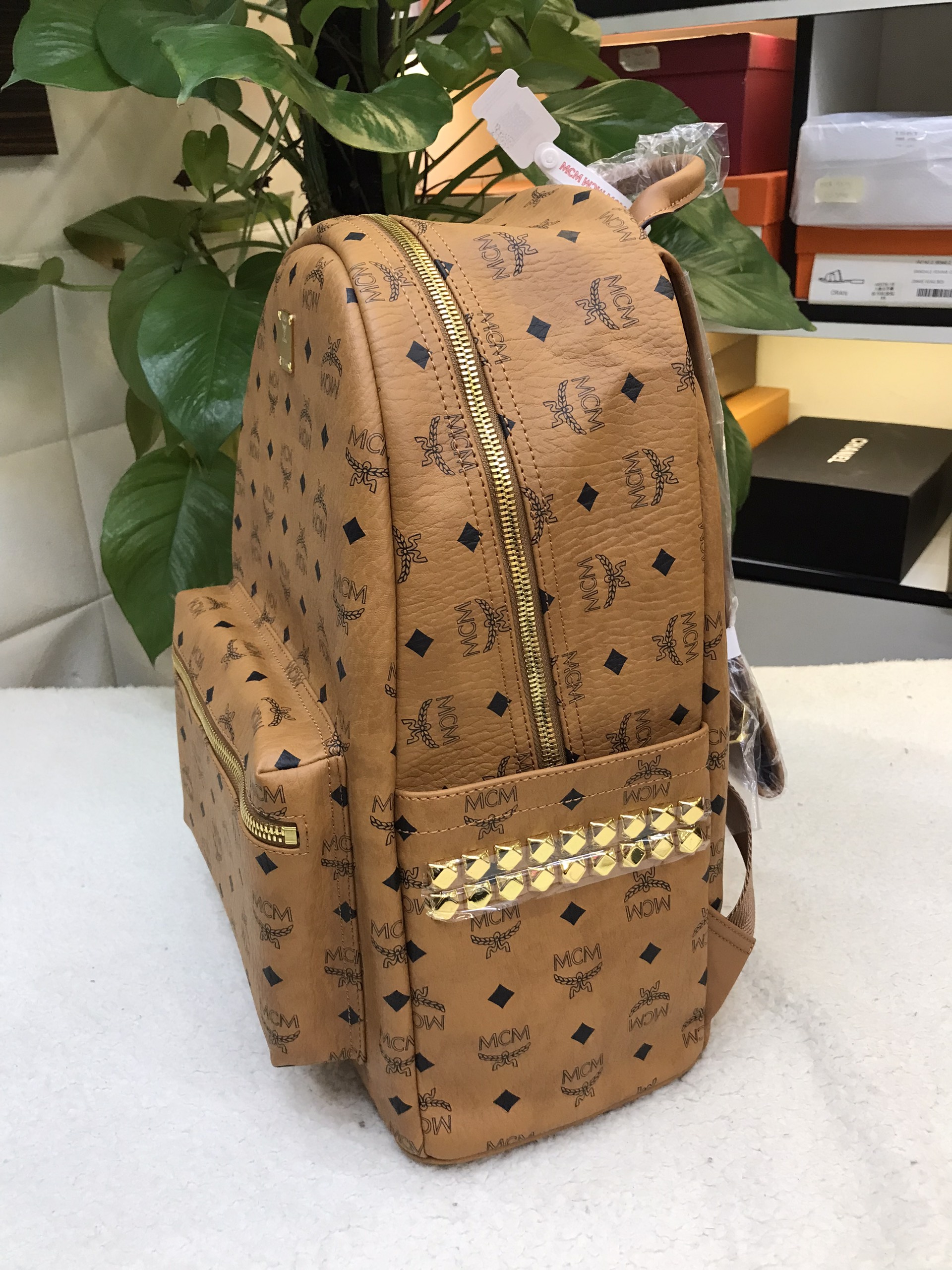 Balo MCM Stark Side Studs Backpack In Visetos Size 41cm