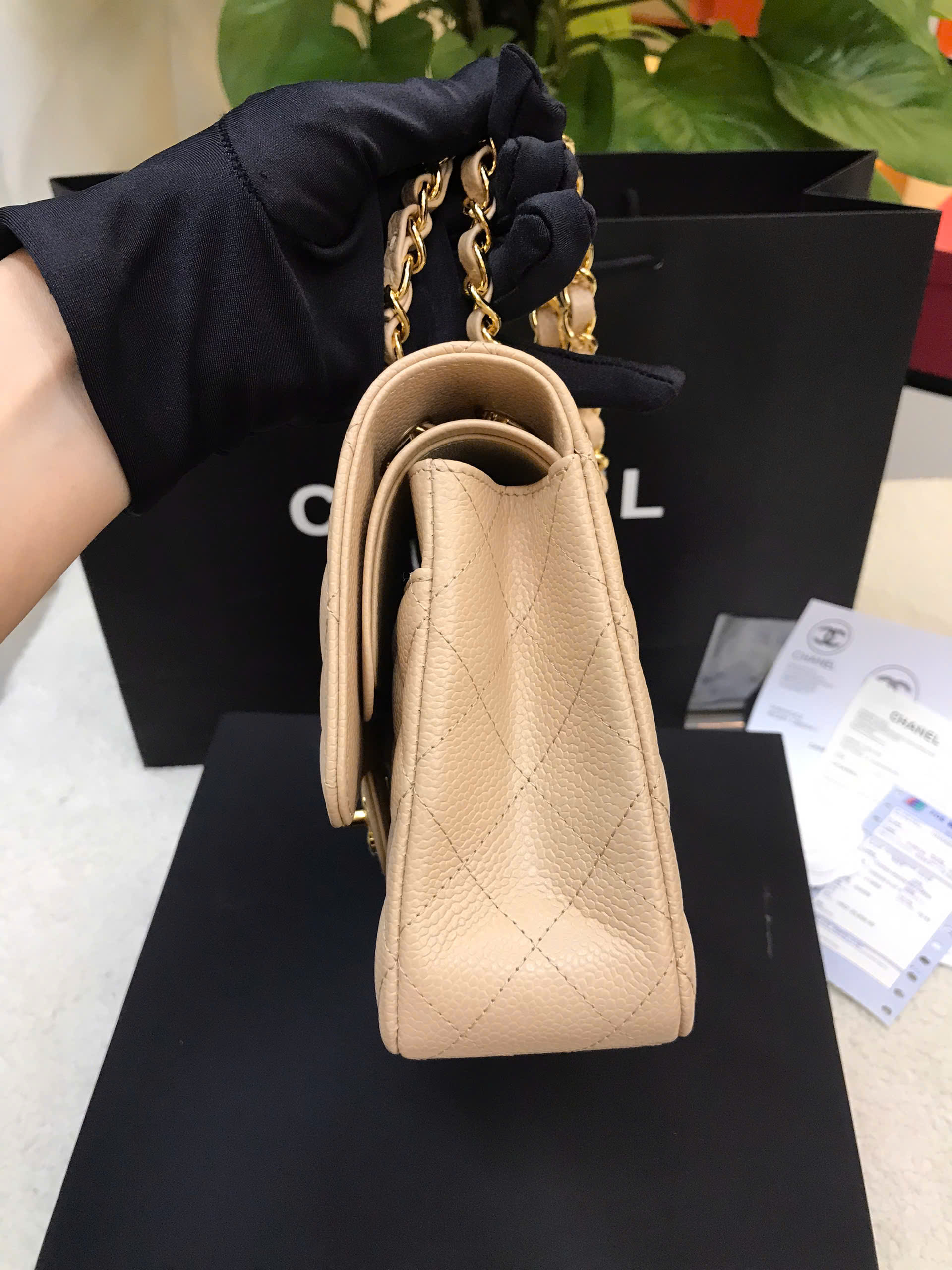 Túi Chanel Classic Beige Caviar Medium Vip Màu Be Size 25cm