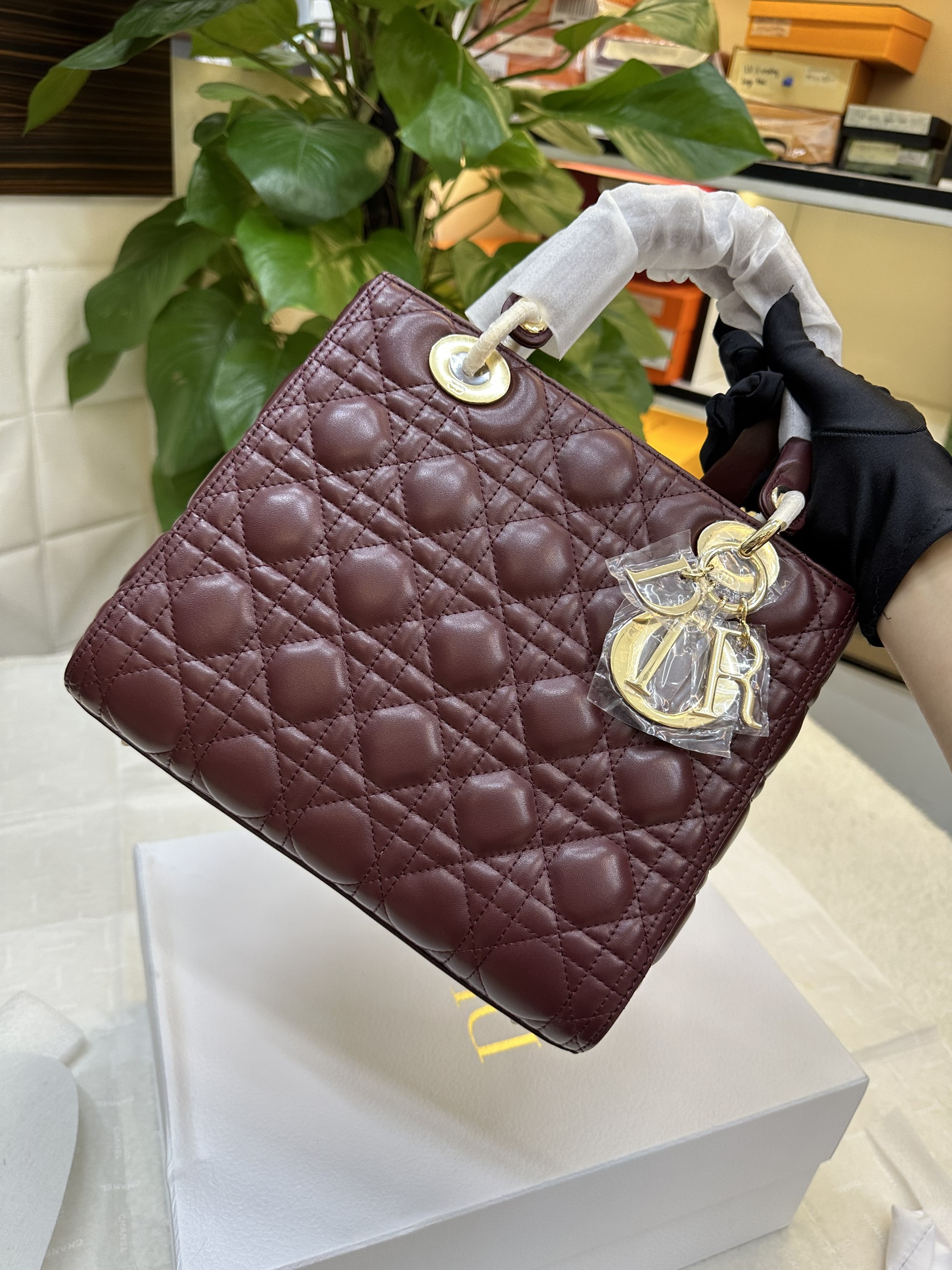 Túi Medium Lady Dior Red Bag Siêu Cấp Màu Đỏ Size 24cm