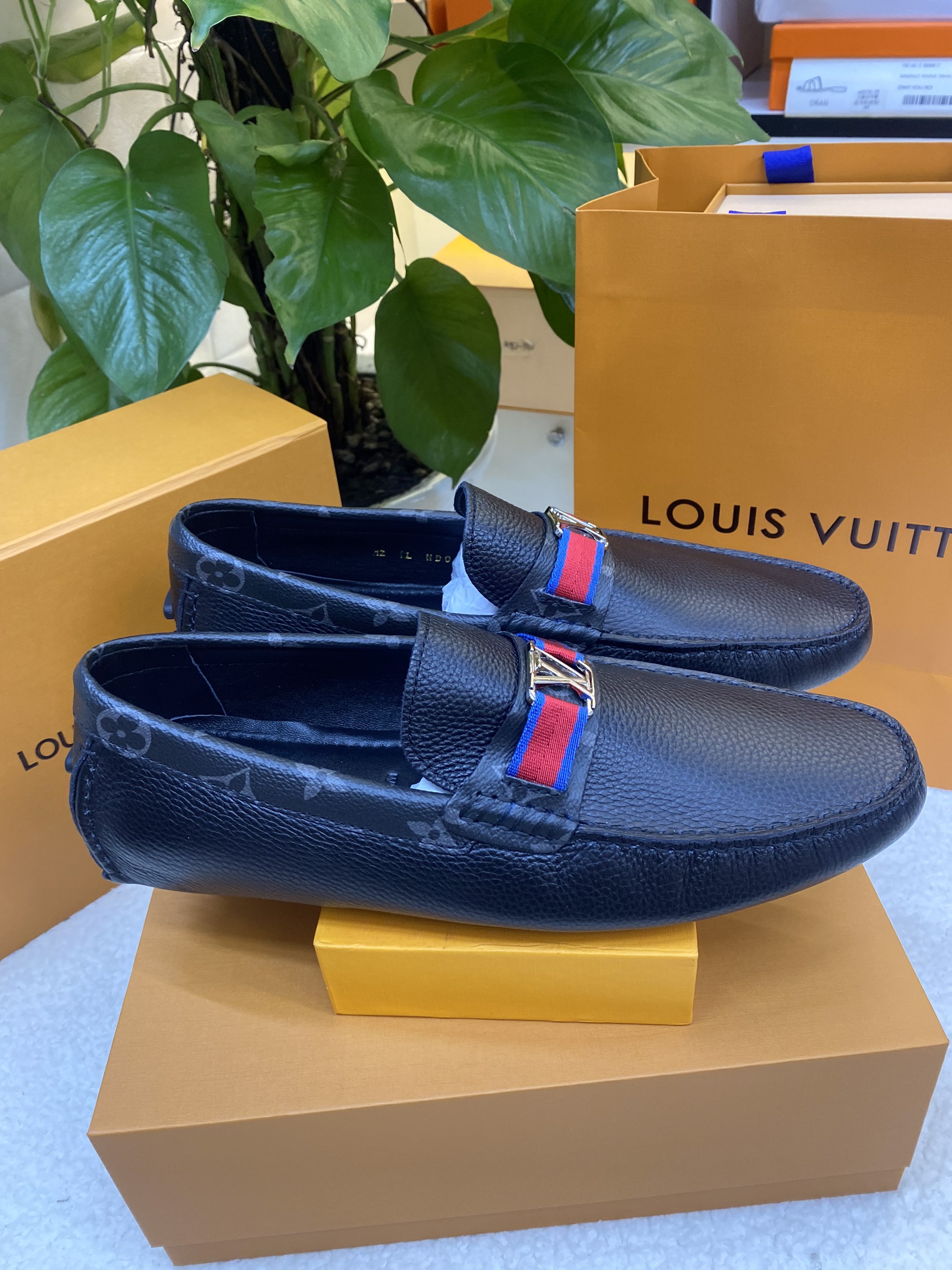 Giày LV Moccasin Hockenheim Siêu Cấp Size 46