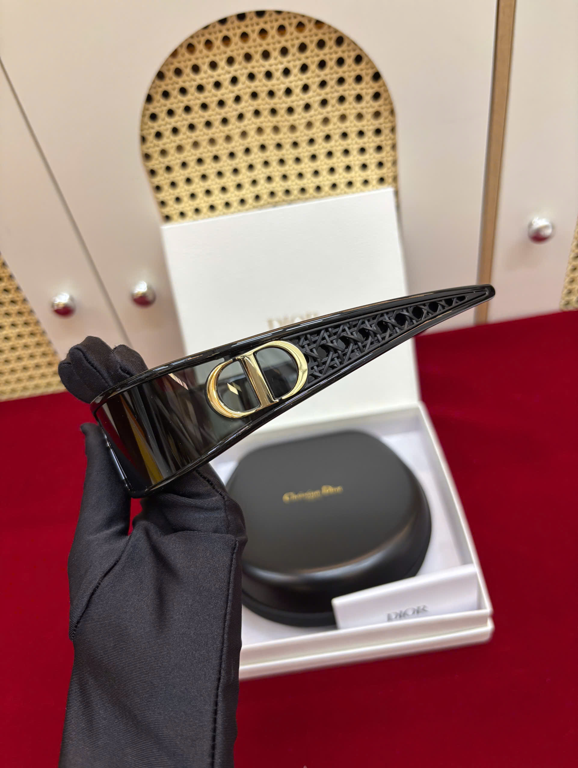 Kính VeryDior M1U Black Mask Sunglasses Siêu Cấp