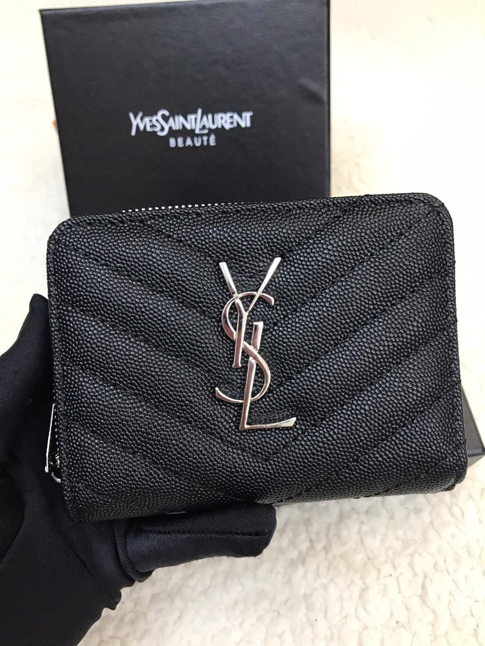 Ví YSL Caviar Short Wallet - Black (Silver) Super Màu Đen Size 12cm