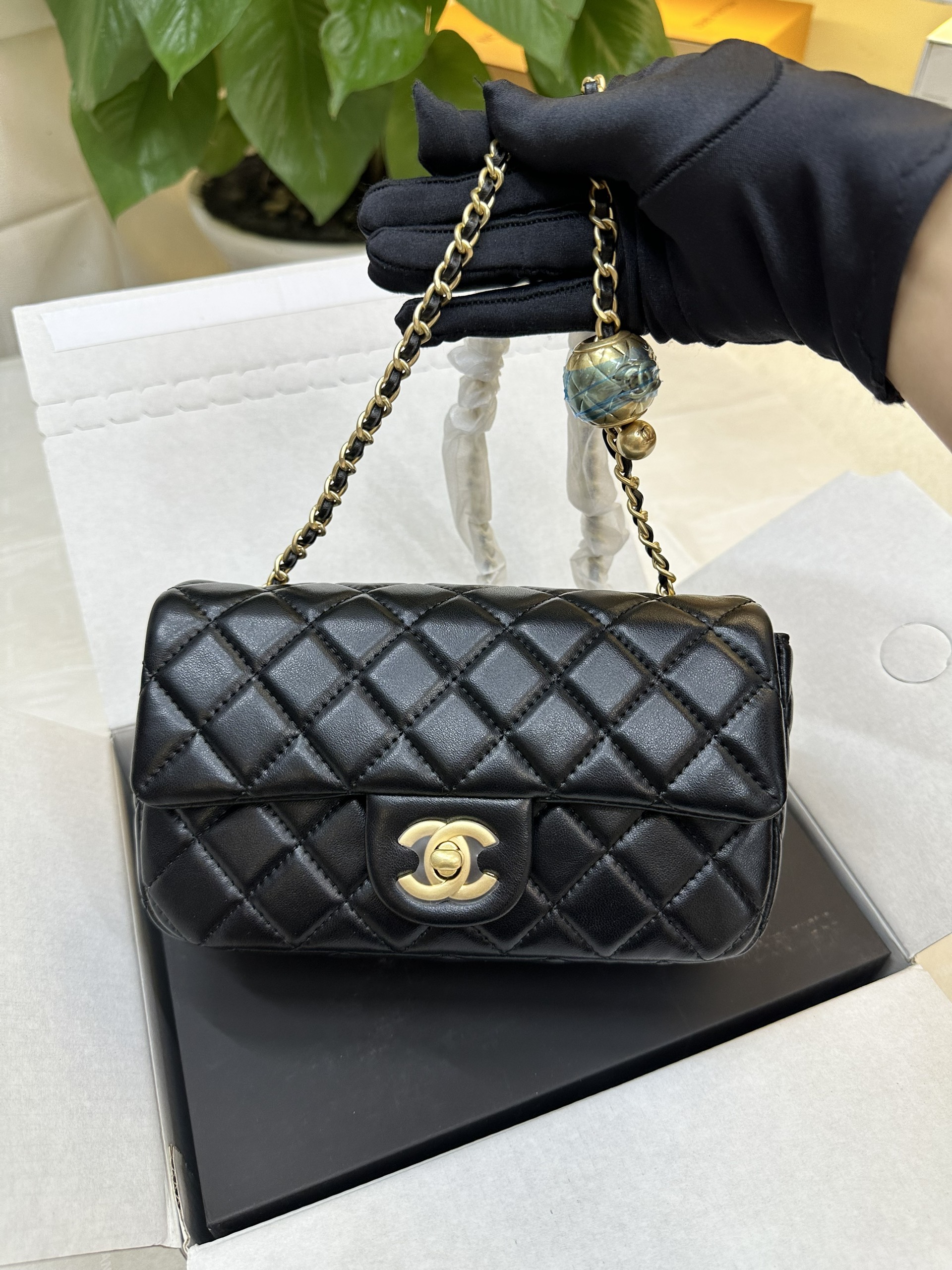 Túi Chanel Square Pearl Crush Super Màu Đen Size 20cm