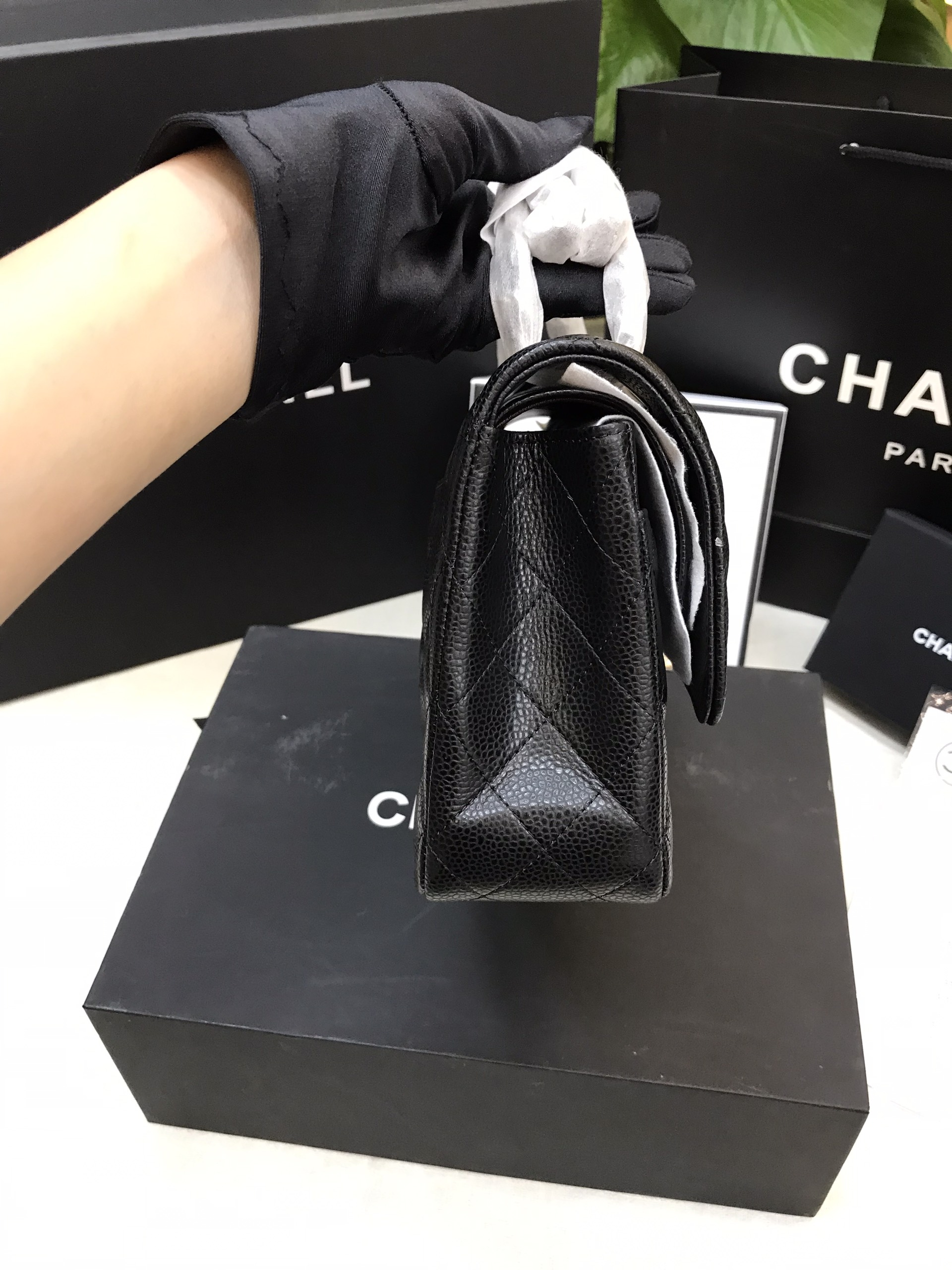 Túi Chanel Classic Flap Super Màu Đen Da Hạt Size 23cm