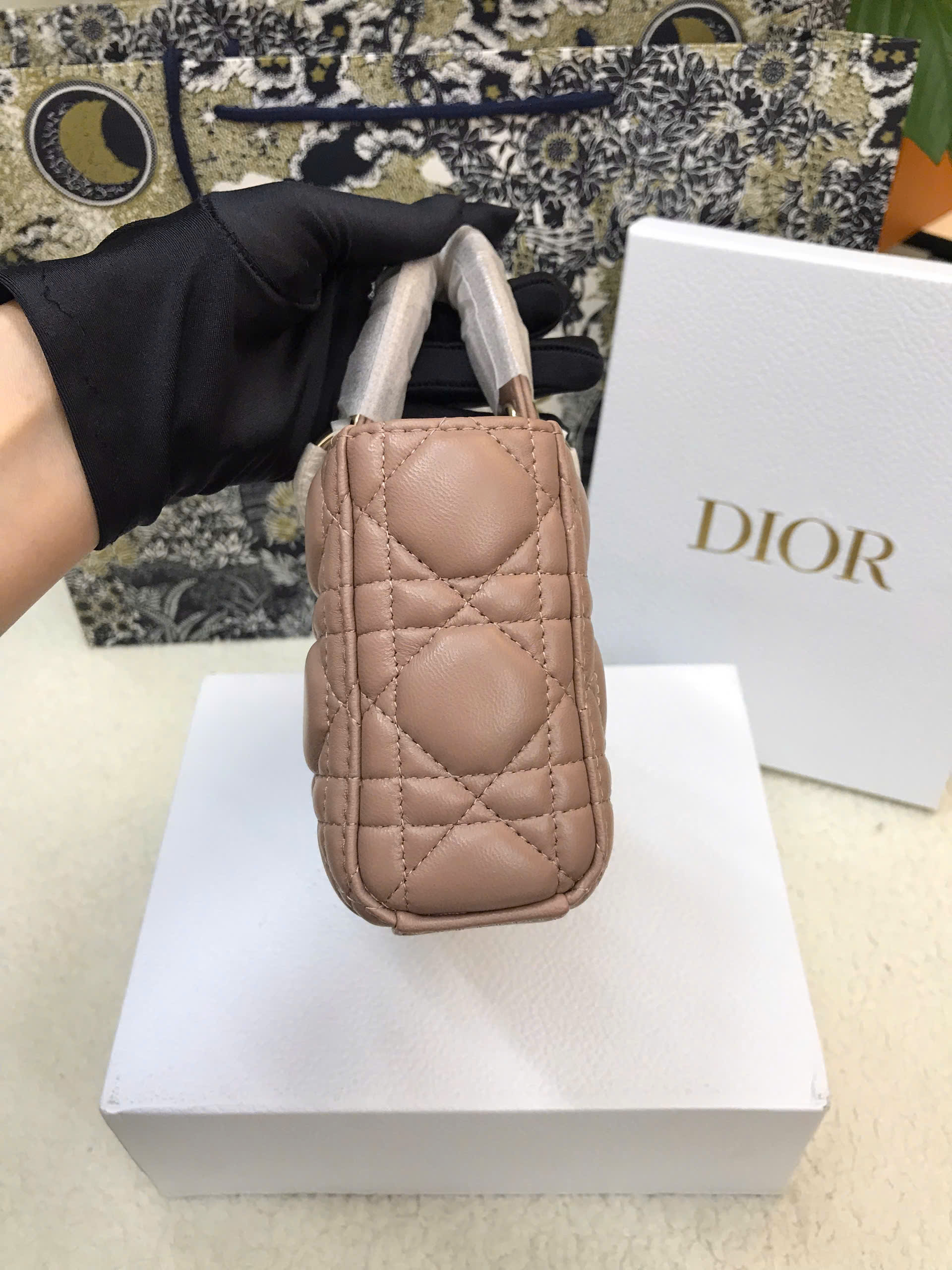 Túi Dior Small Lady D-Joy Bag Pale Pink Cannage Lambskin Siêu Cấp Màu Hồng Size 22cm