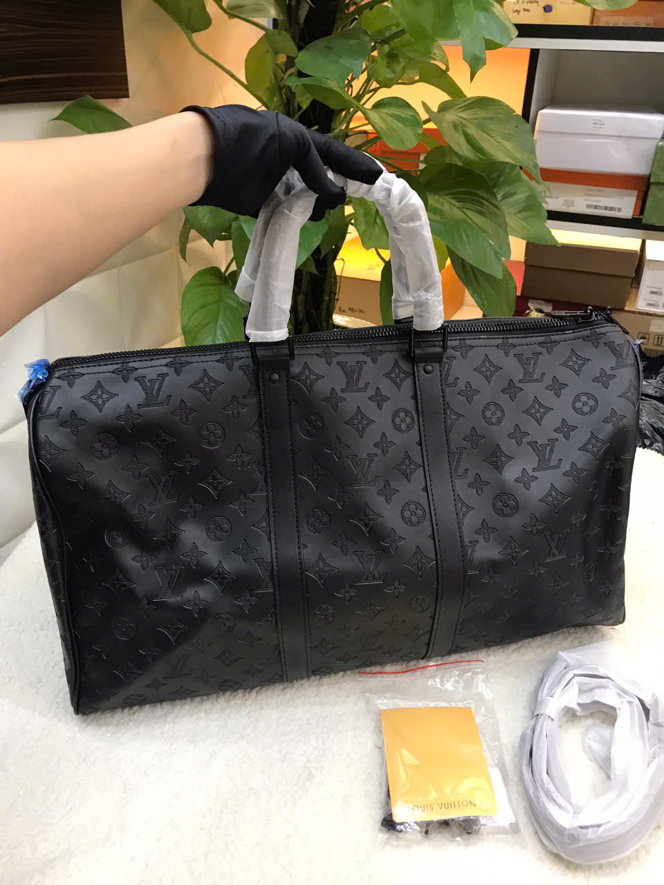 Túi LV Keepall Bandoulière 50 Super Màu Đen Size 50cm M44810