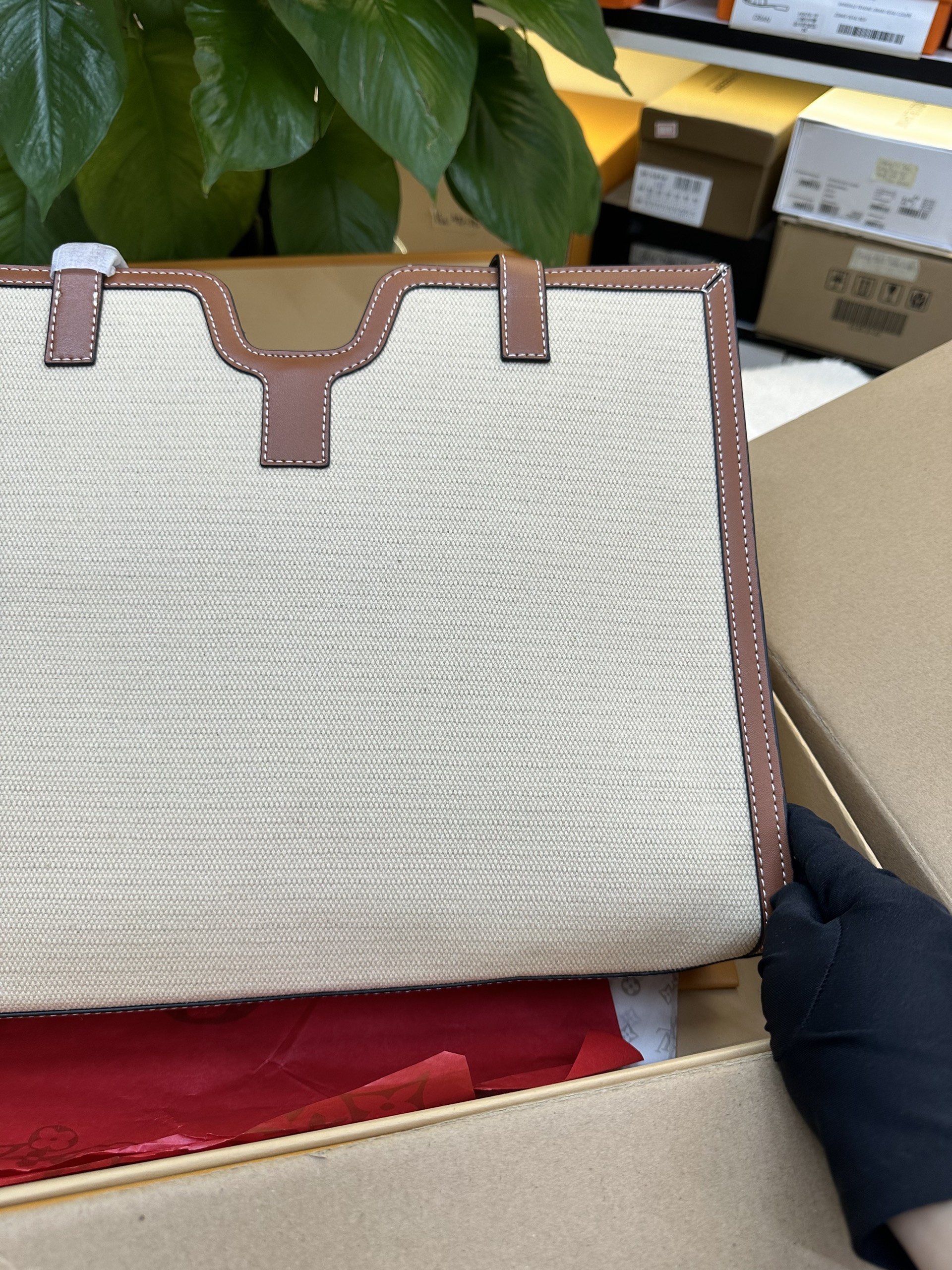 Túi Celine Cabas Tote Super Màu Trắng Phối Nâu Size 37cm