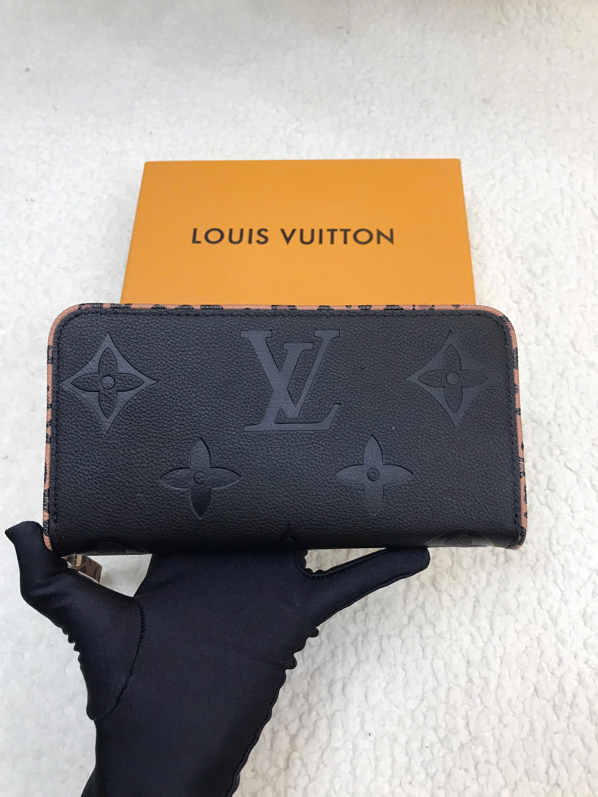 Ví LV Zippy Wallet Super Màu Đen Size 19.5cm M80680