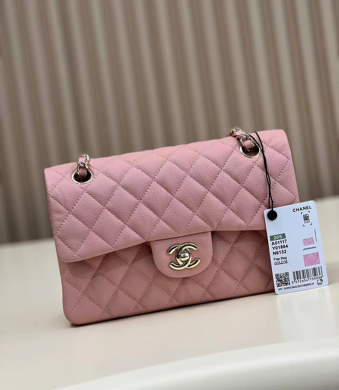 Túi Xách Chanel Classic Siêu Cấp Màu Hồng Da Hạt Khóa Bạc Size 26cm