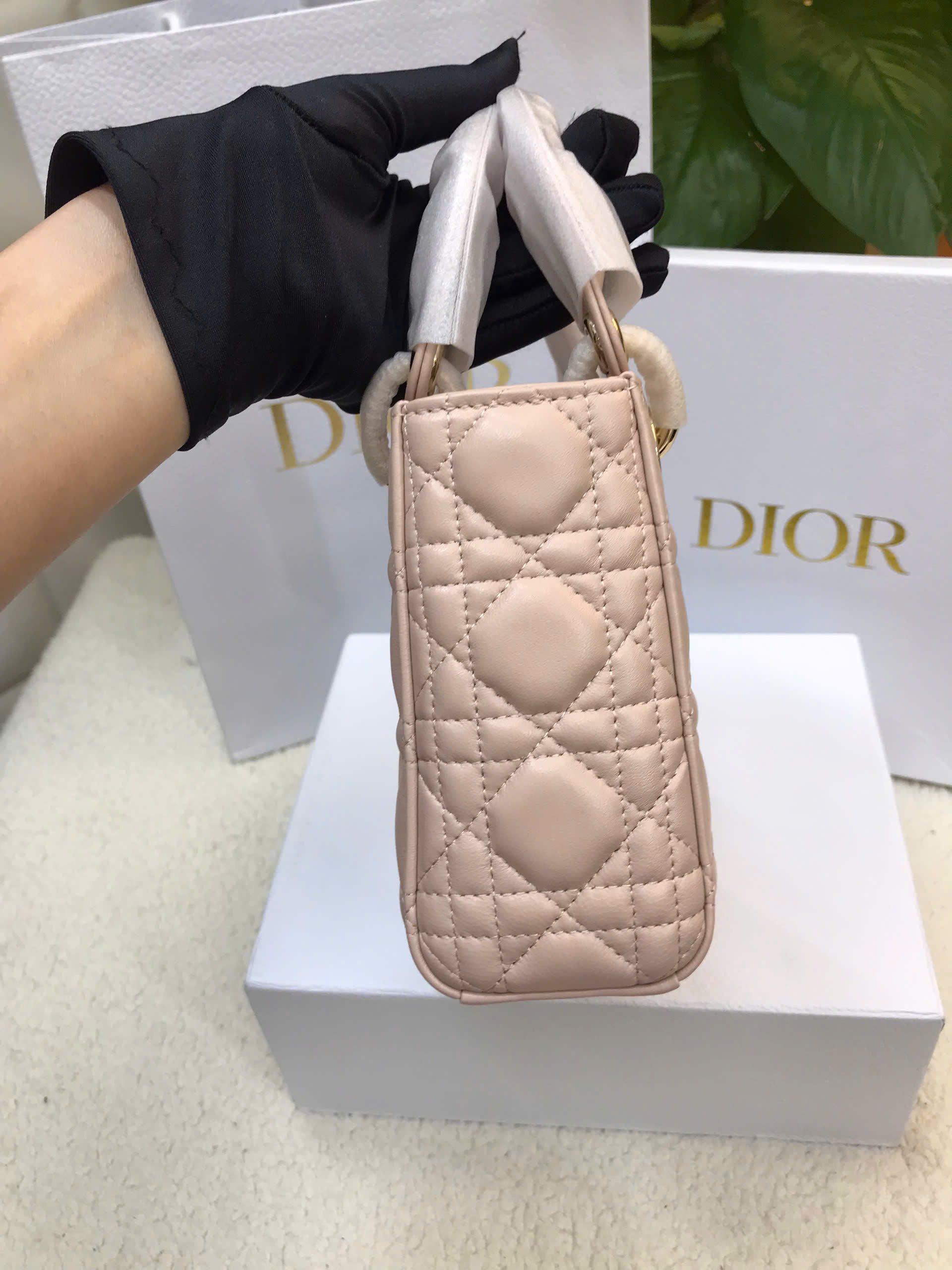 Túi Mini Lady Dior Bag Blush Cannage Lambskin Vip Màu Hồng Size 17cm