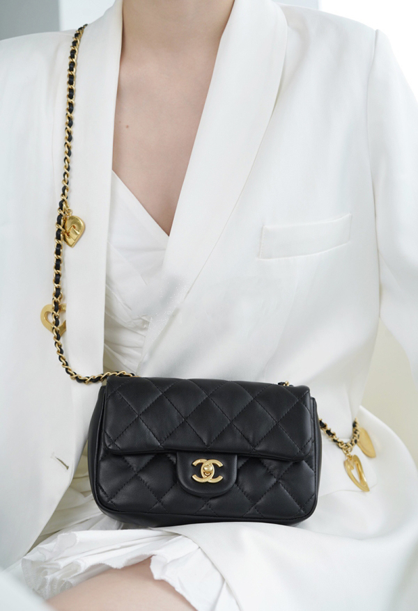 Túi Xách Chanel Super Heart Charms Mini Flap Bag Size 20cm