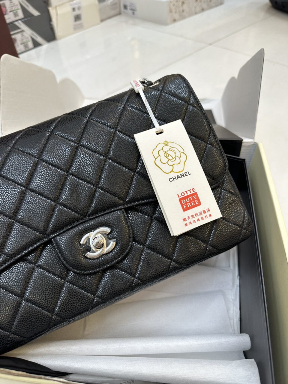 Túi Xách Chanel Classic Da Hạt Super Khóa Bạc Size 30cm