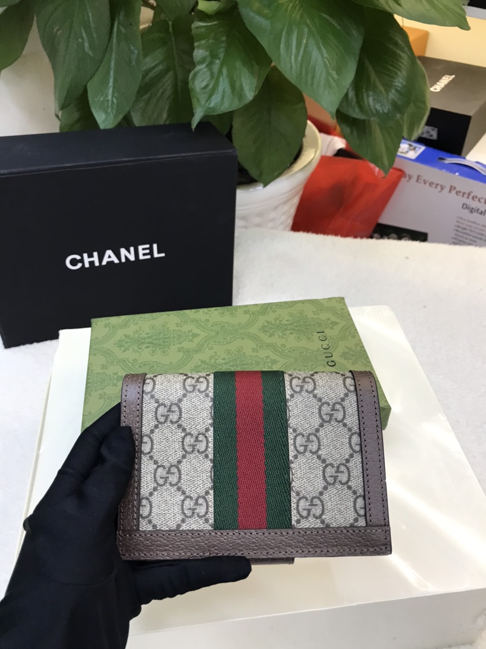 Ví Gucci Ophidia GG Passport Case Siêu Cấp