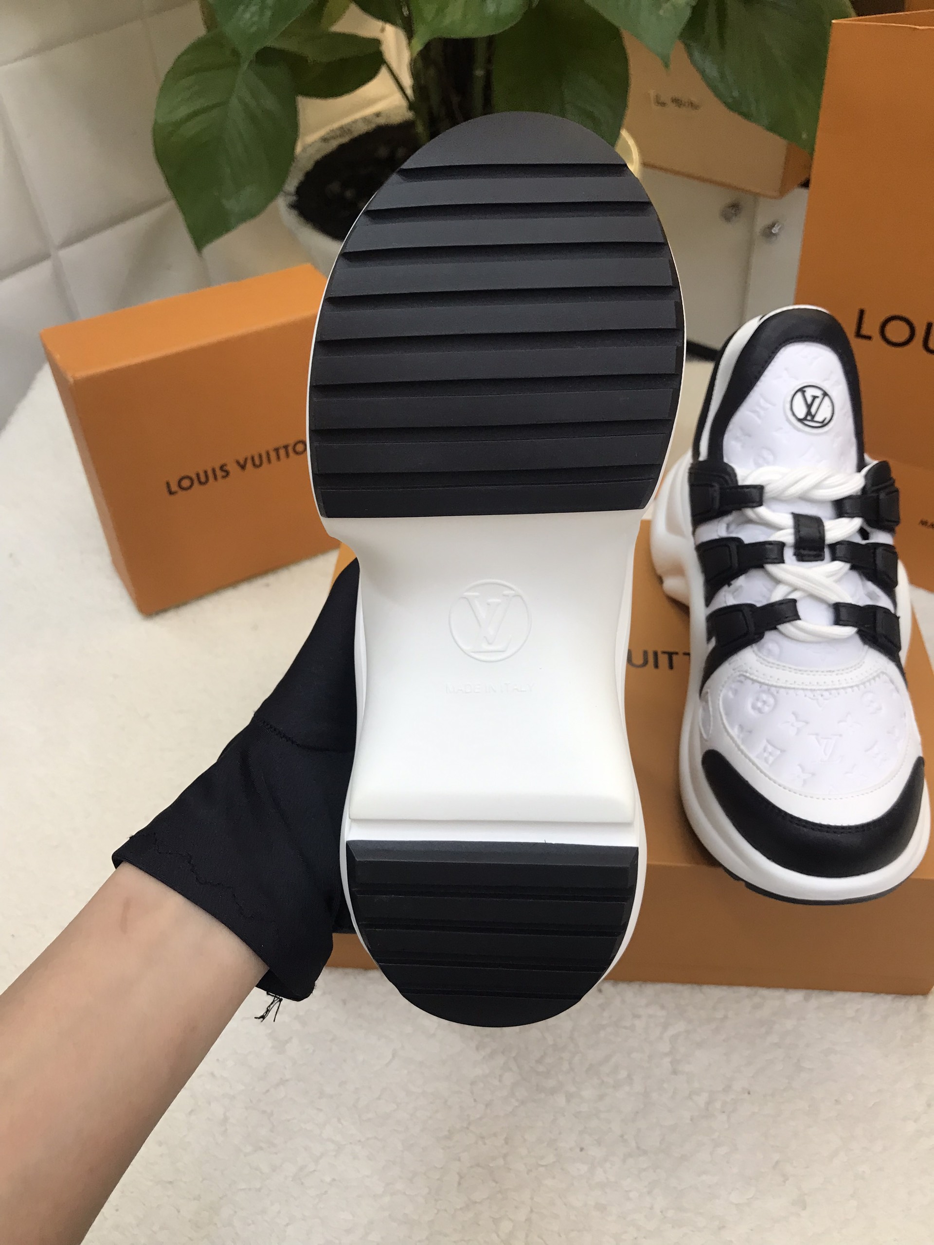 Giày LV Archlight Sneaker Siêu Cấp Size 36