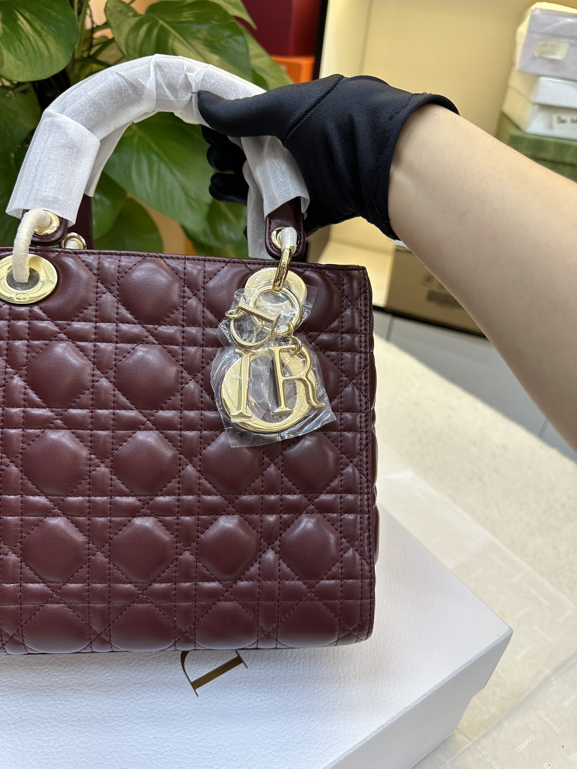 Túi Medium Lady Dior Red Bag Siêu Cấp Màu Đỏ Size 24cm