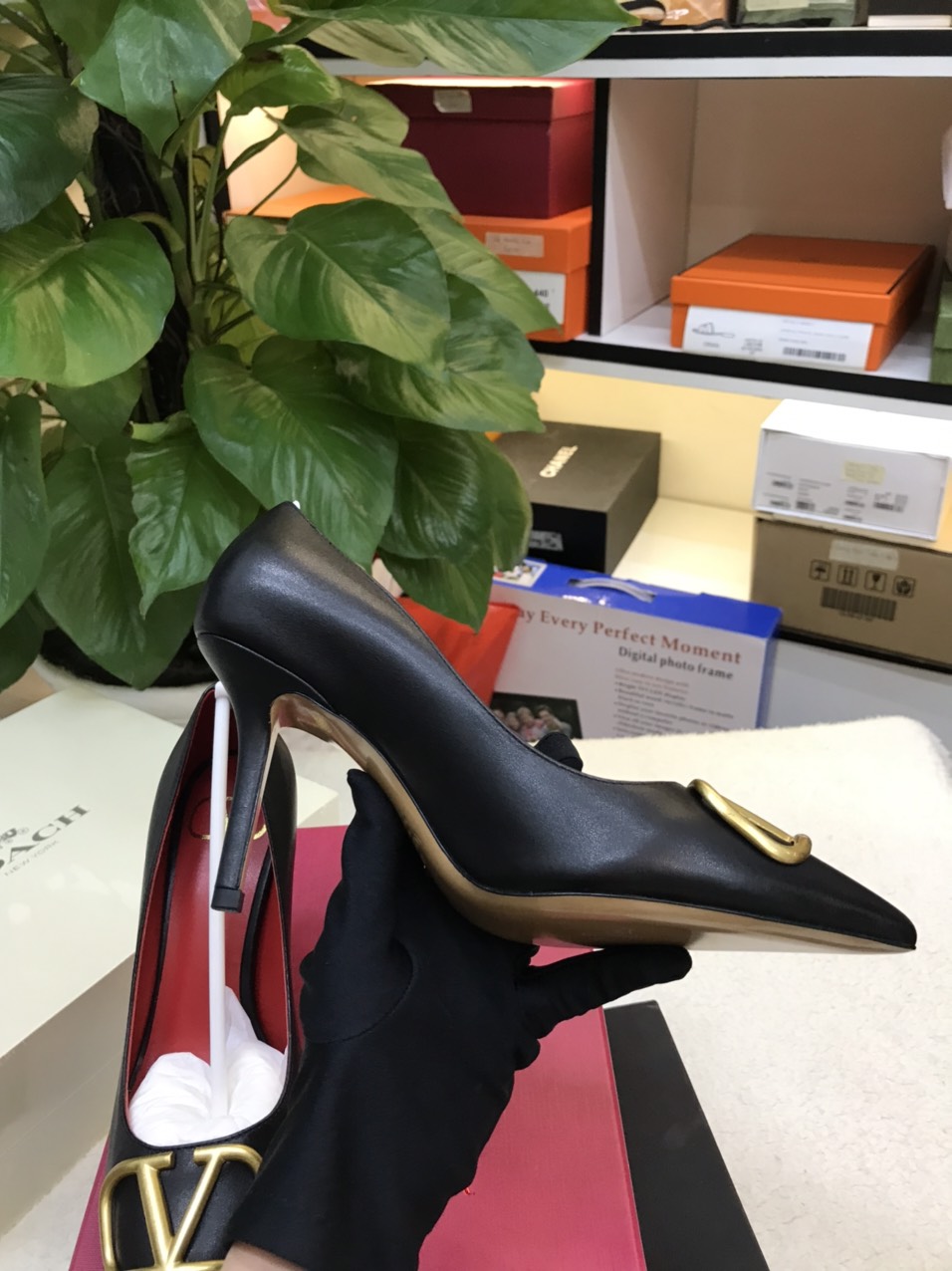 Giày Valentino VLogo Calfskin Pumps Black Siêu Cấp Heels 8cm Size 36