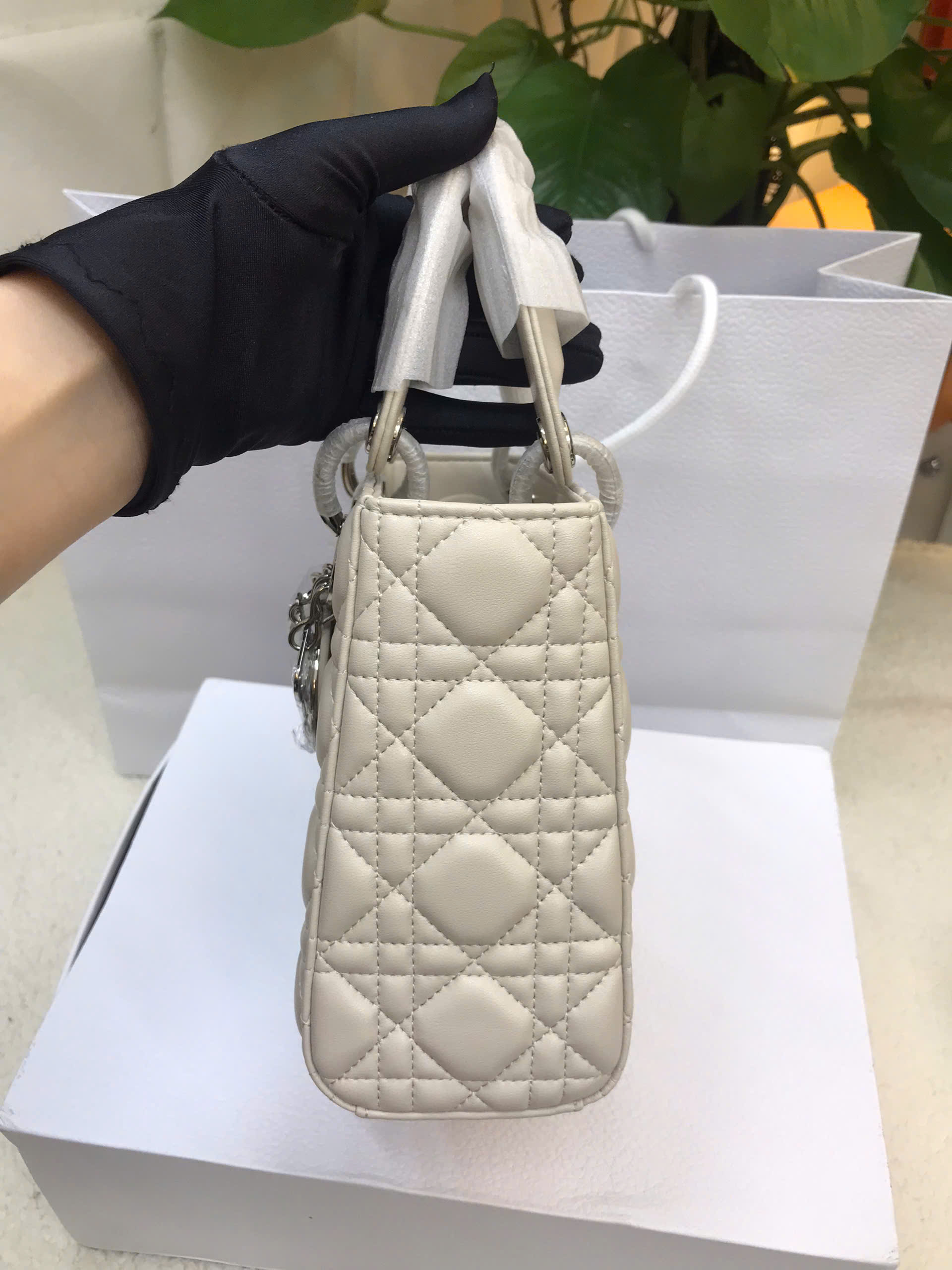 Túi Small Lady Dior Bag Super Màu Trắng Size 20cm