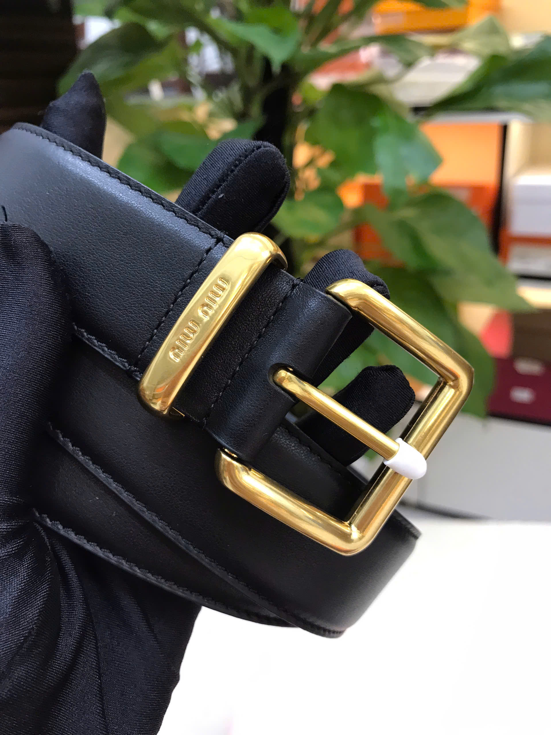 Thắt Lưng MiuMiu Leather Belt Black Siêu Cấp Màu Đen