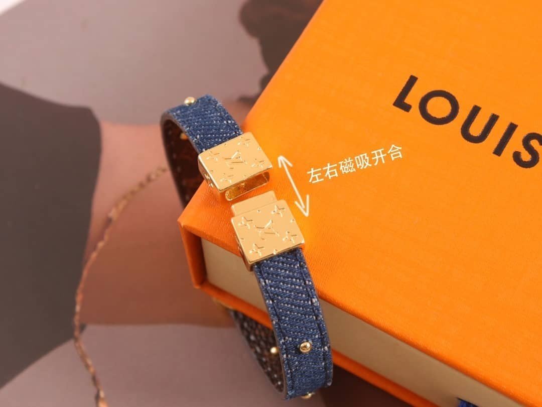 Vòng Tay Louis Vuitton Dây Da Denim Siêu Cấp Full Box