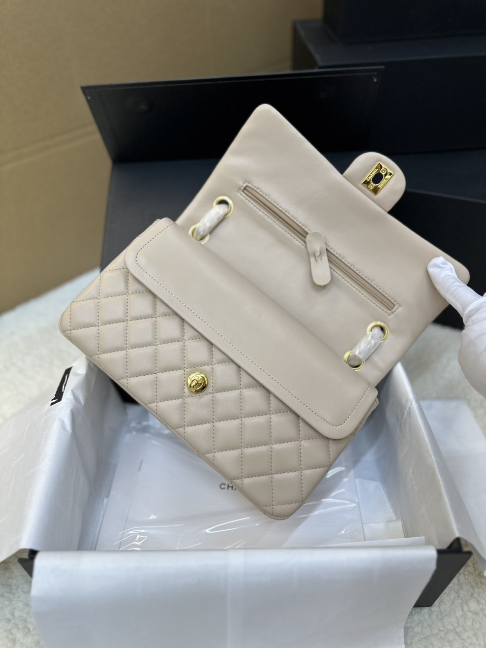 Túi Xách Chanel Classic Flap Màu Trắng Kem Size 25cm