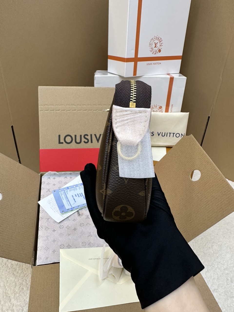 Túi Xách LV Pochette Accessoires Super Màu Nâu Size 23.5cm M40712