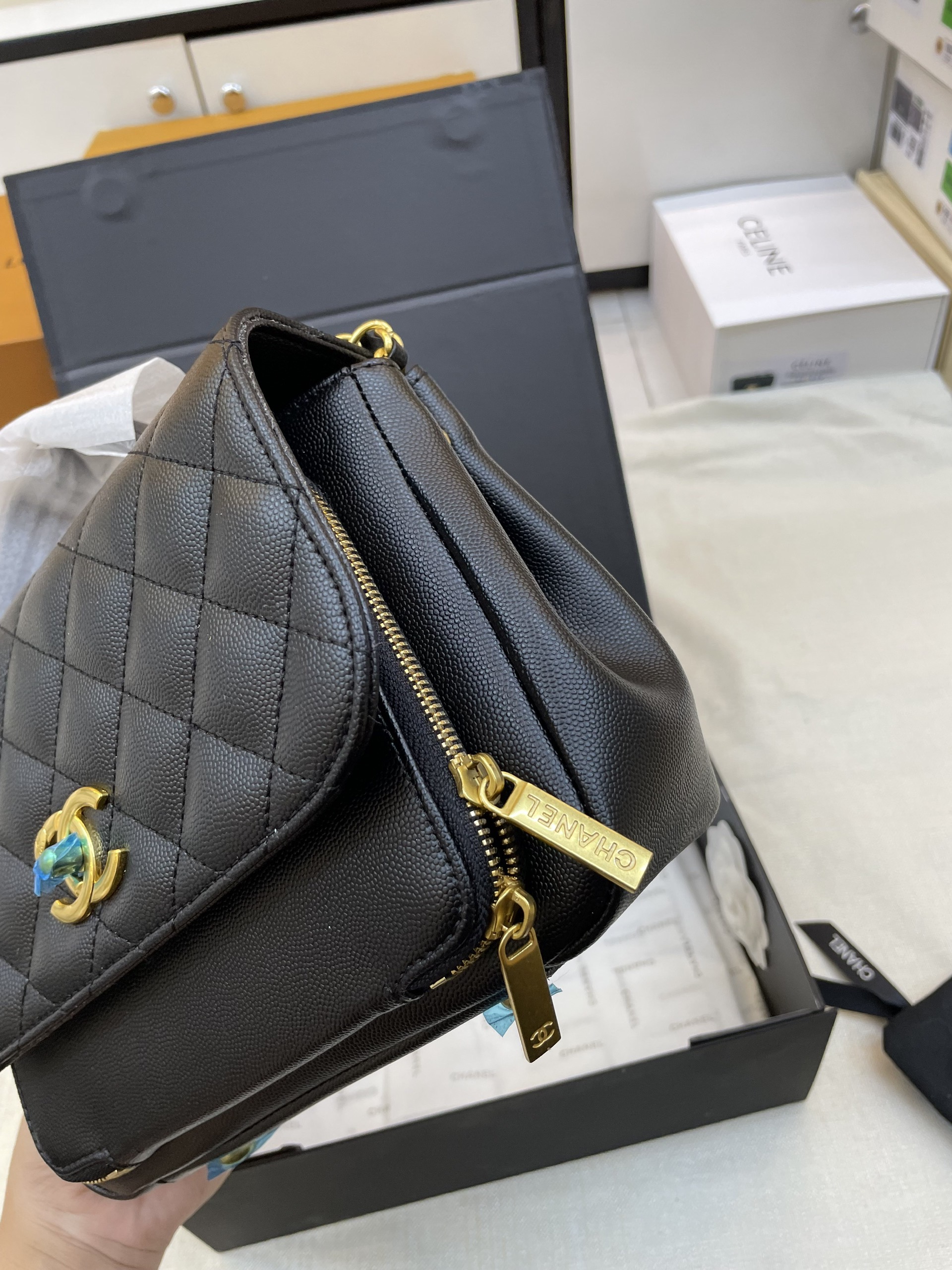Túi Xách Chanel Super Business Affinity Màu Đen Khóa Vàng Size 25cm