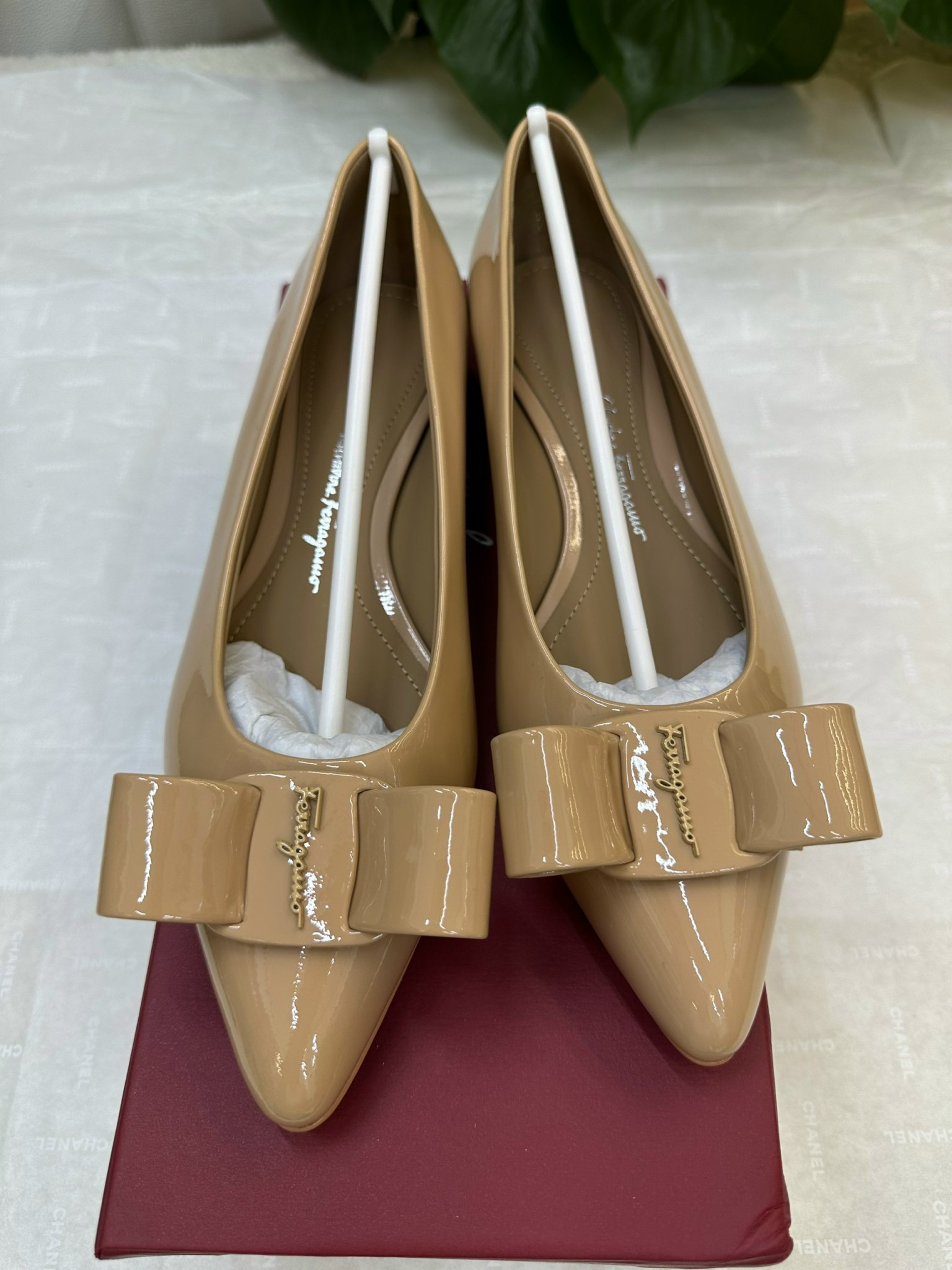 Giày Salvatore Ferragamo Siêu Cấp Màu Nude Heels 1cm Size 37