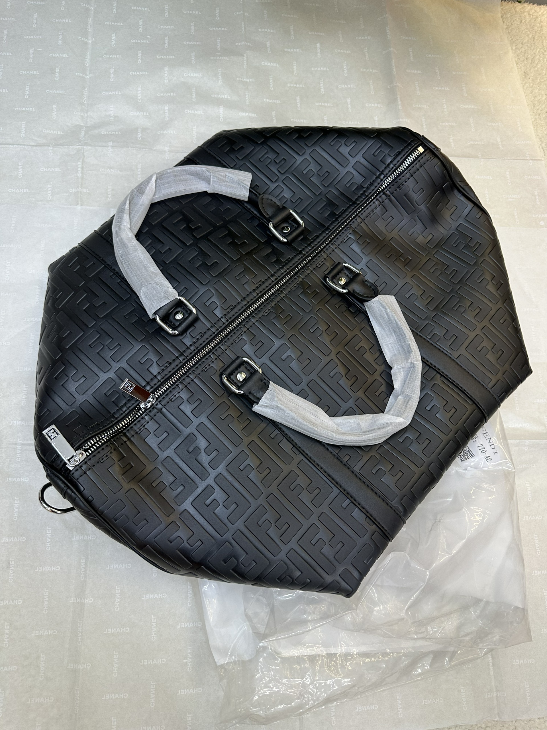 Túi Fendi Medium FF Duffle Super Màu Đen Size 55cm