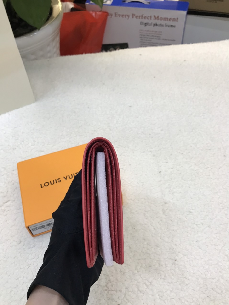 Ví Louis Vuitton x Supreme Slender Wallet Super Màu Đỏ