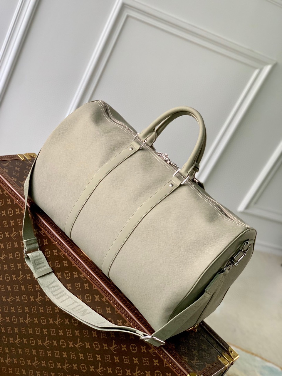 Túi Xách LV Keepall Vip Bandoulière 50 Size 50cm M22609