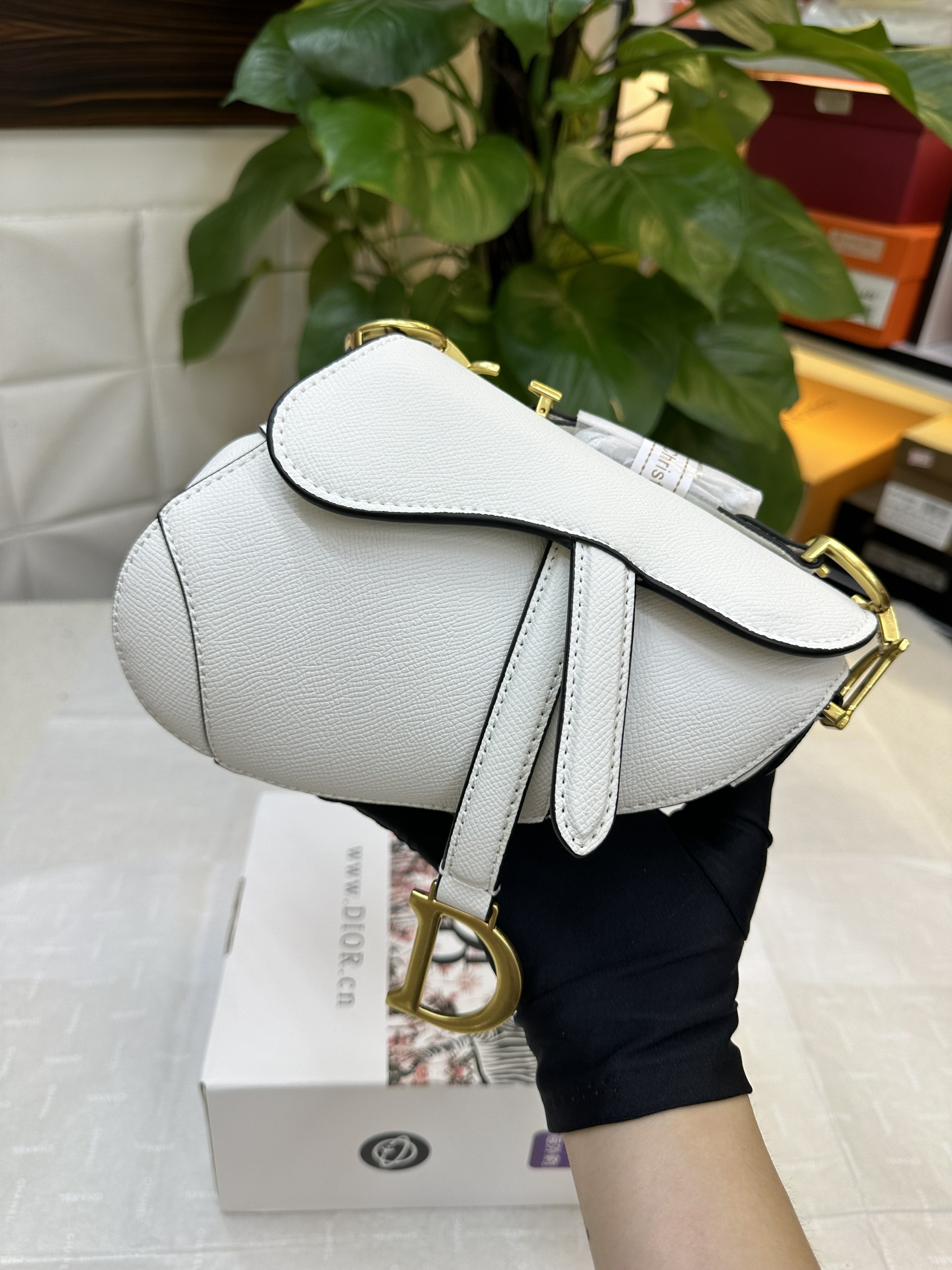 Túi Dior Mini Saddle Bag With Strap White Super Màu Trắng Size 19cm