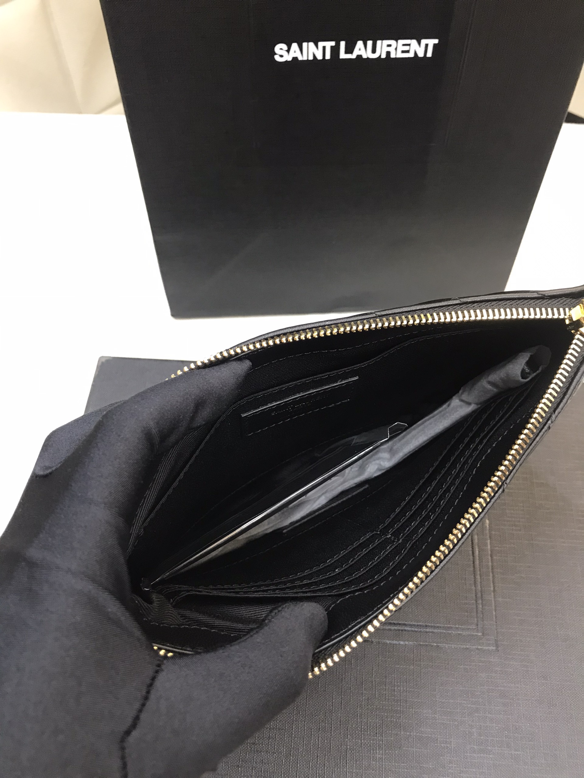 Túi YSL Monogram Matelasse Clutch %&&&%Black%&&&% Siêu Cấp