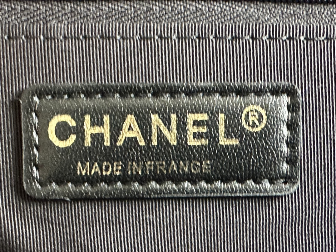 Balo Chanel Siêu Cấp Màu Đen Da Hạt AS3662 Size 31cm