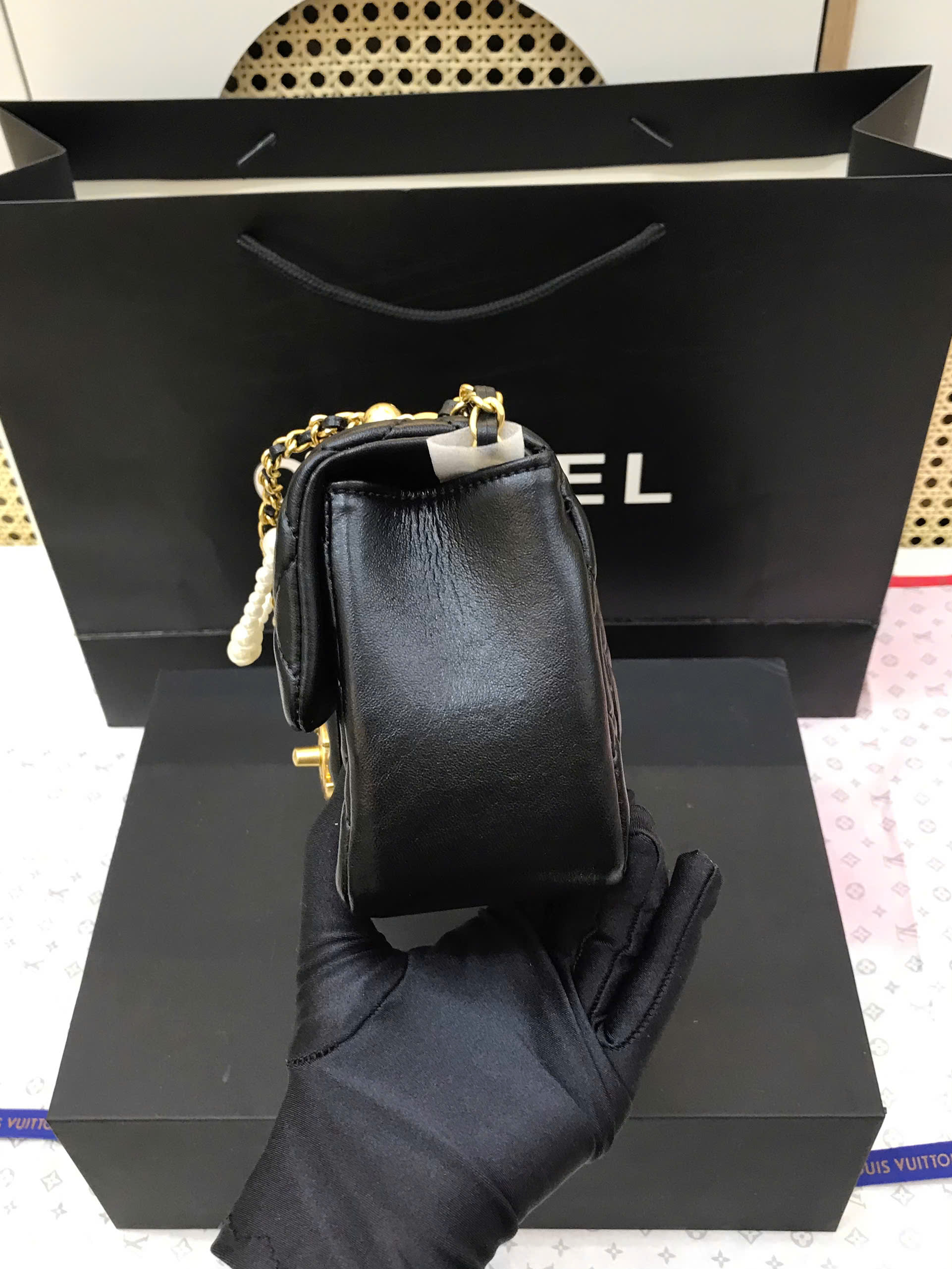 Túi Chanel 24P Classic Ngọc Trai Super Màu Đen Size 17cm