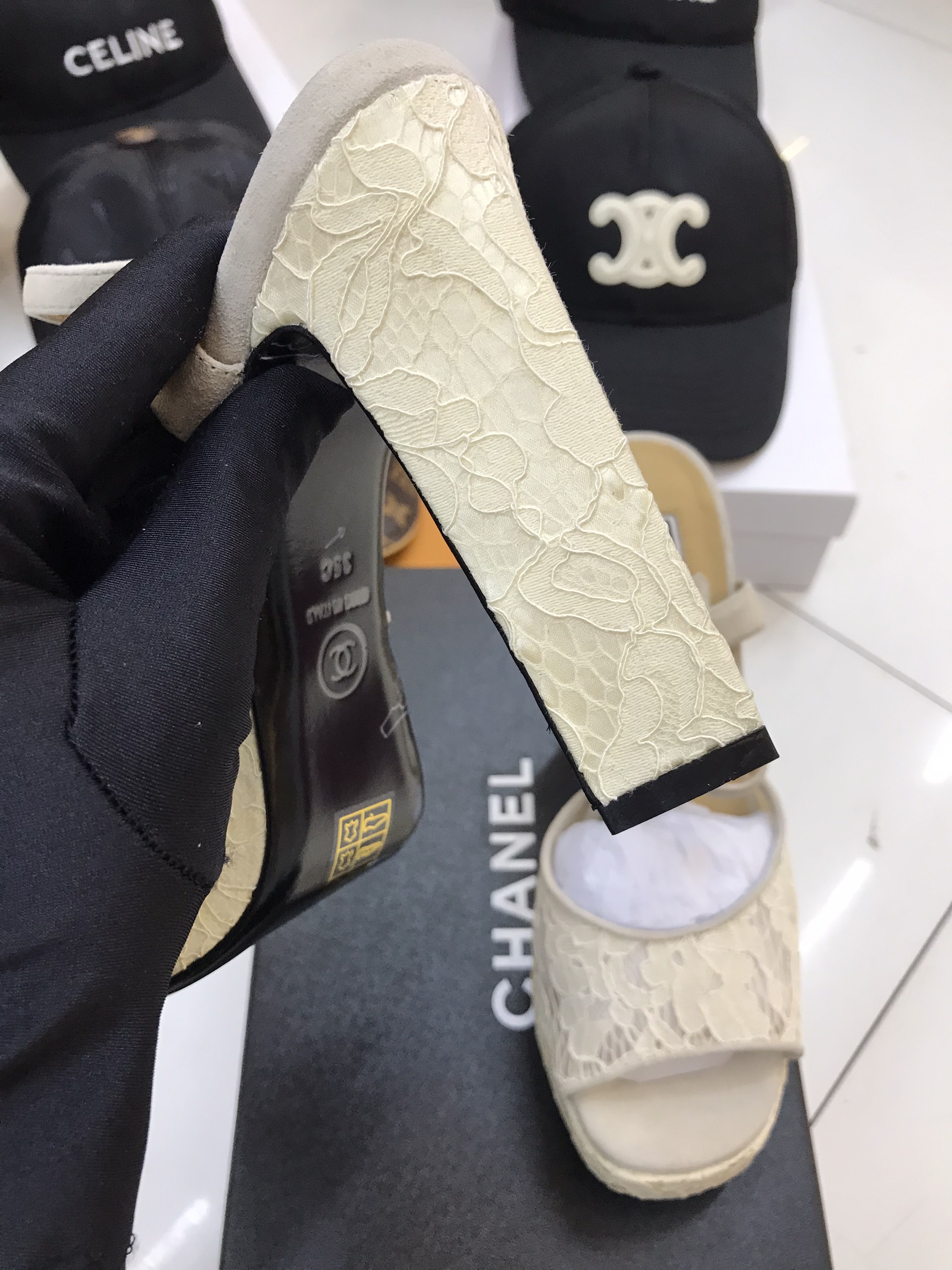 Giày Cao Gót Chanel Sandal Siêu Cấp Màu Trắng Size 35