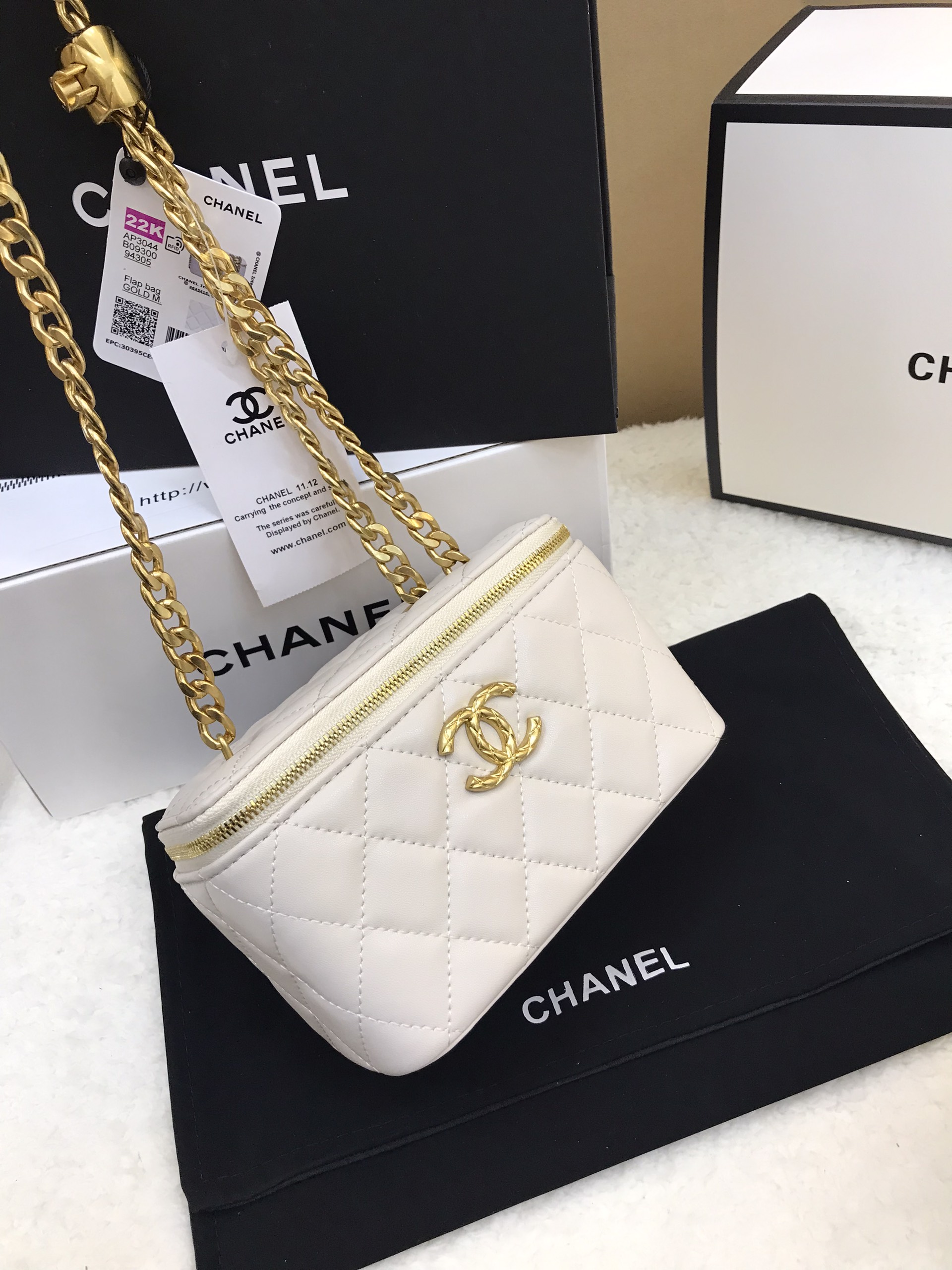 Túi Xách Chanel vanity super khóa kéo size 18cm màu trắng