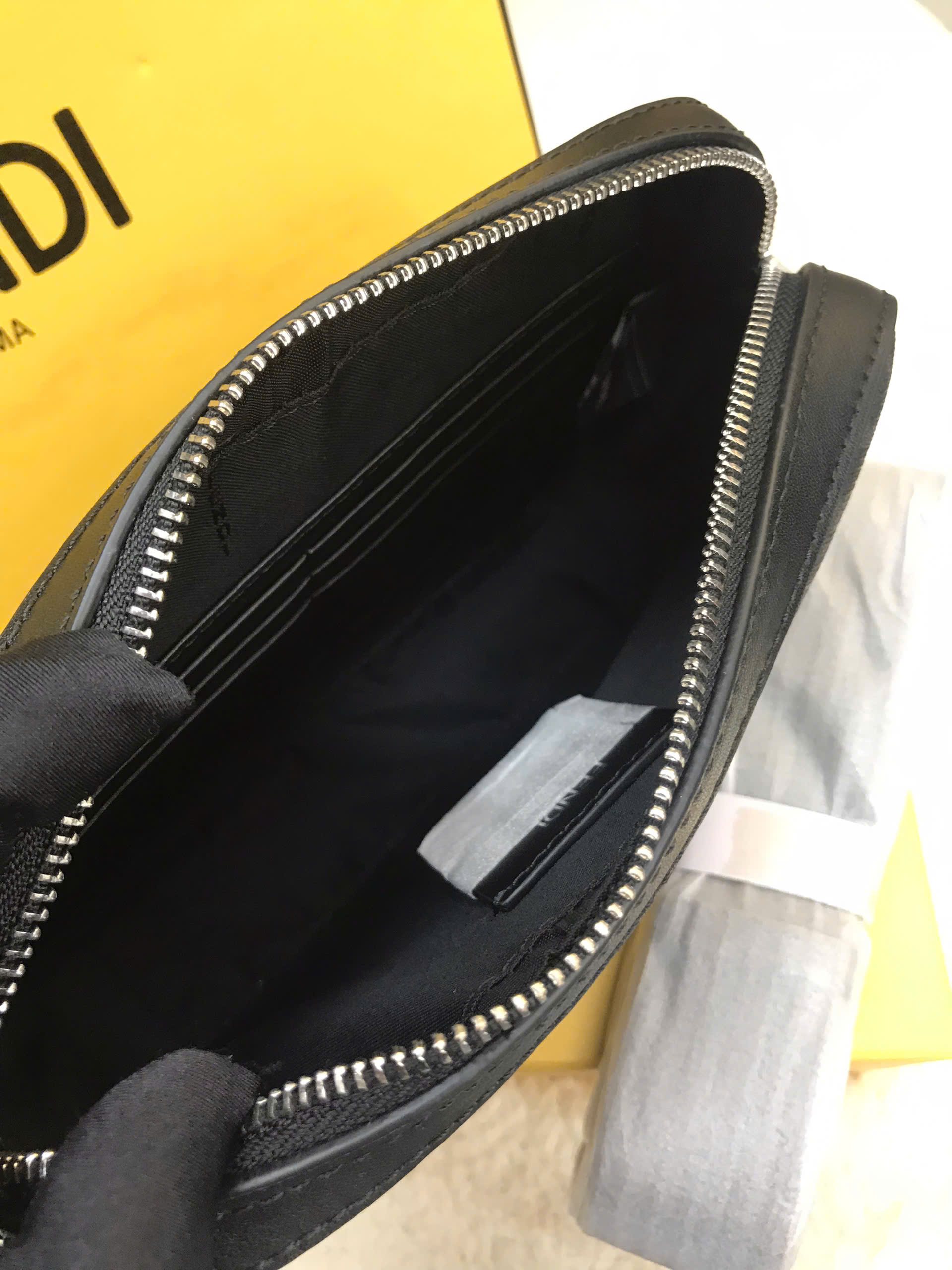 Túi Fendi Diagonal Camera Case Gray Fabric Bag Siêu Cấp Size 22cm