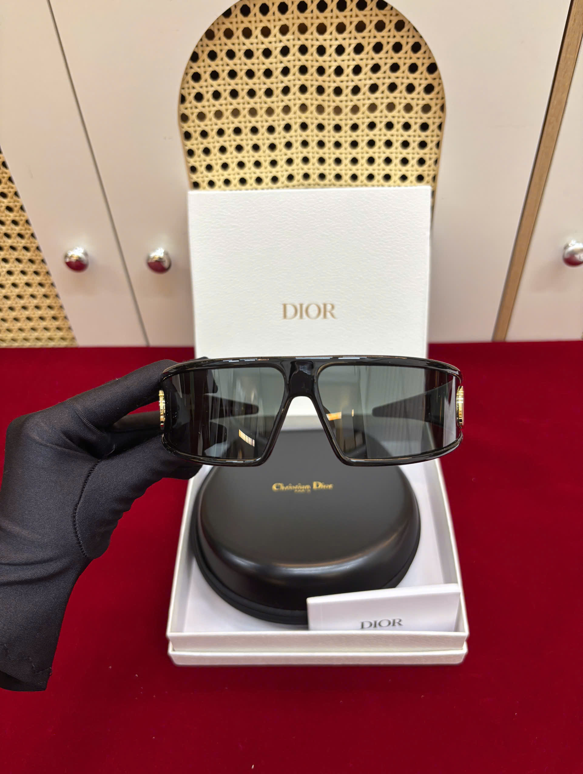 Kính VeryDior M1U Black Mask Sunglasses Siêu Cấp